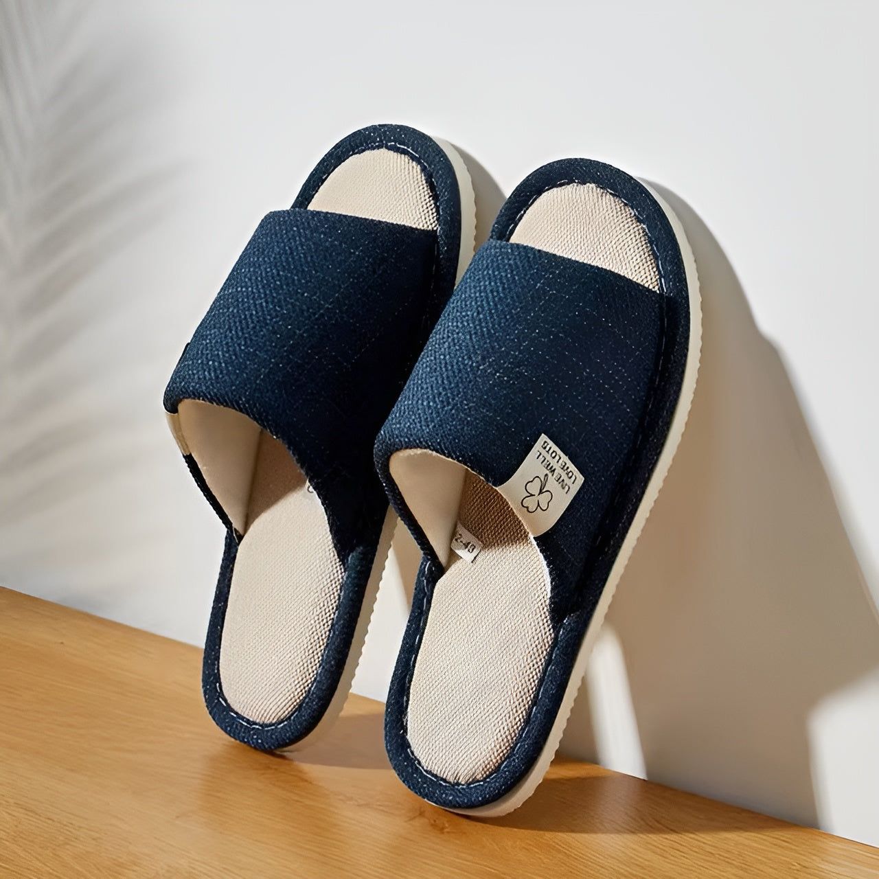 SimpleComfort Slippers - Warme Flauschige Dicke Fell Unisex Hausschuhe Elegare