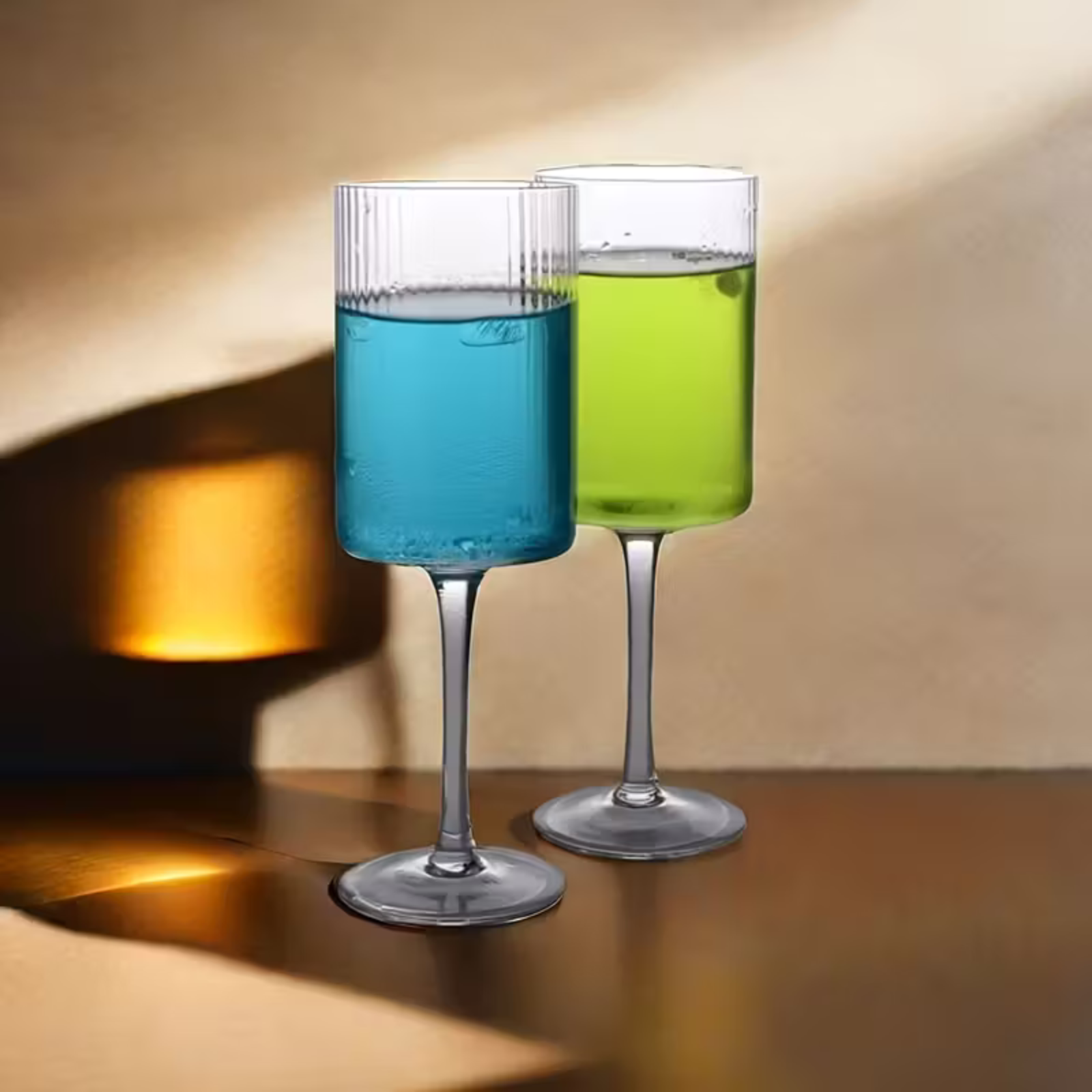 Kristallglas mit Vintage-Rillen – Transparent & Dekorativ | Elegantes Glas für Alltag und Tischkultur - Wohnzubehör