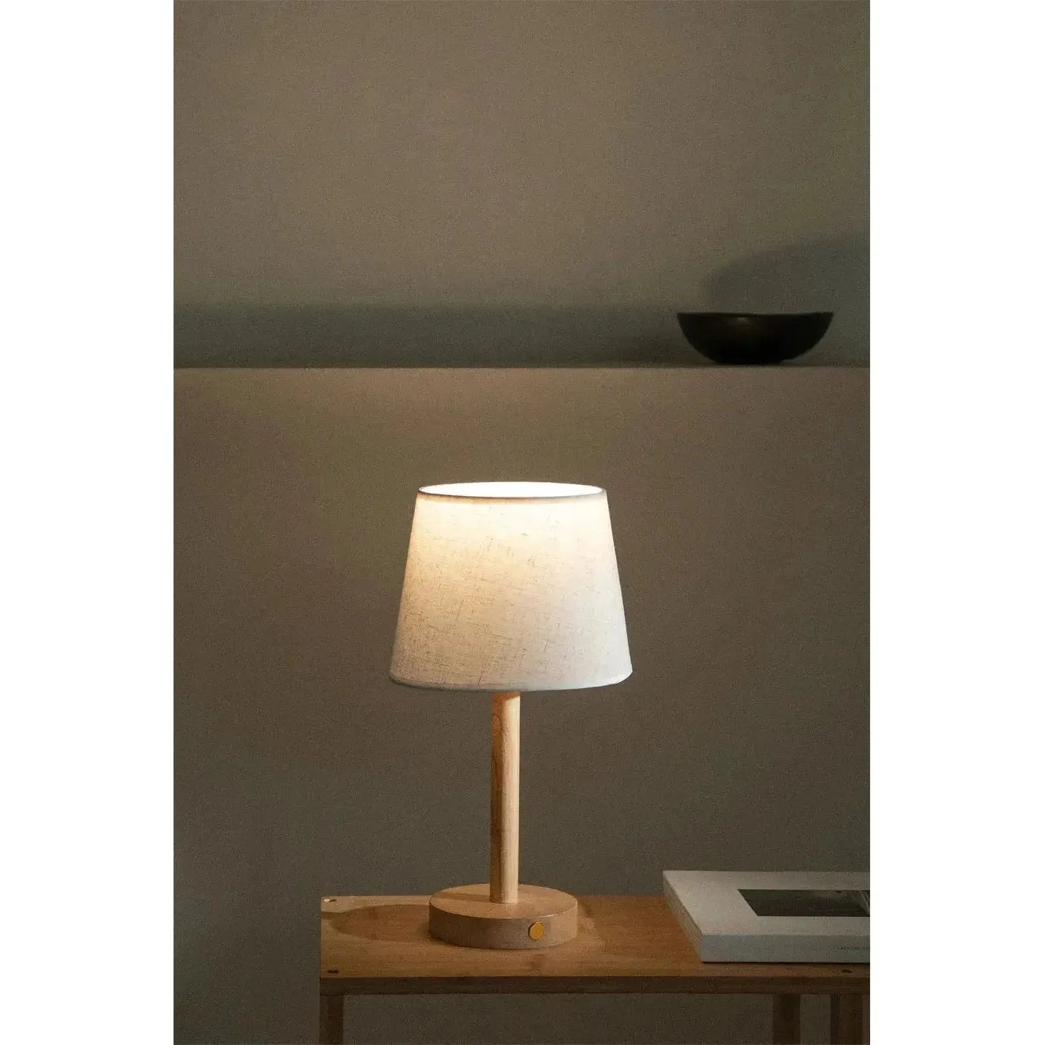 WoodGlow Lampe - Kabellose LED-Nachttischlampe aus Holz Elegare