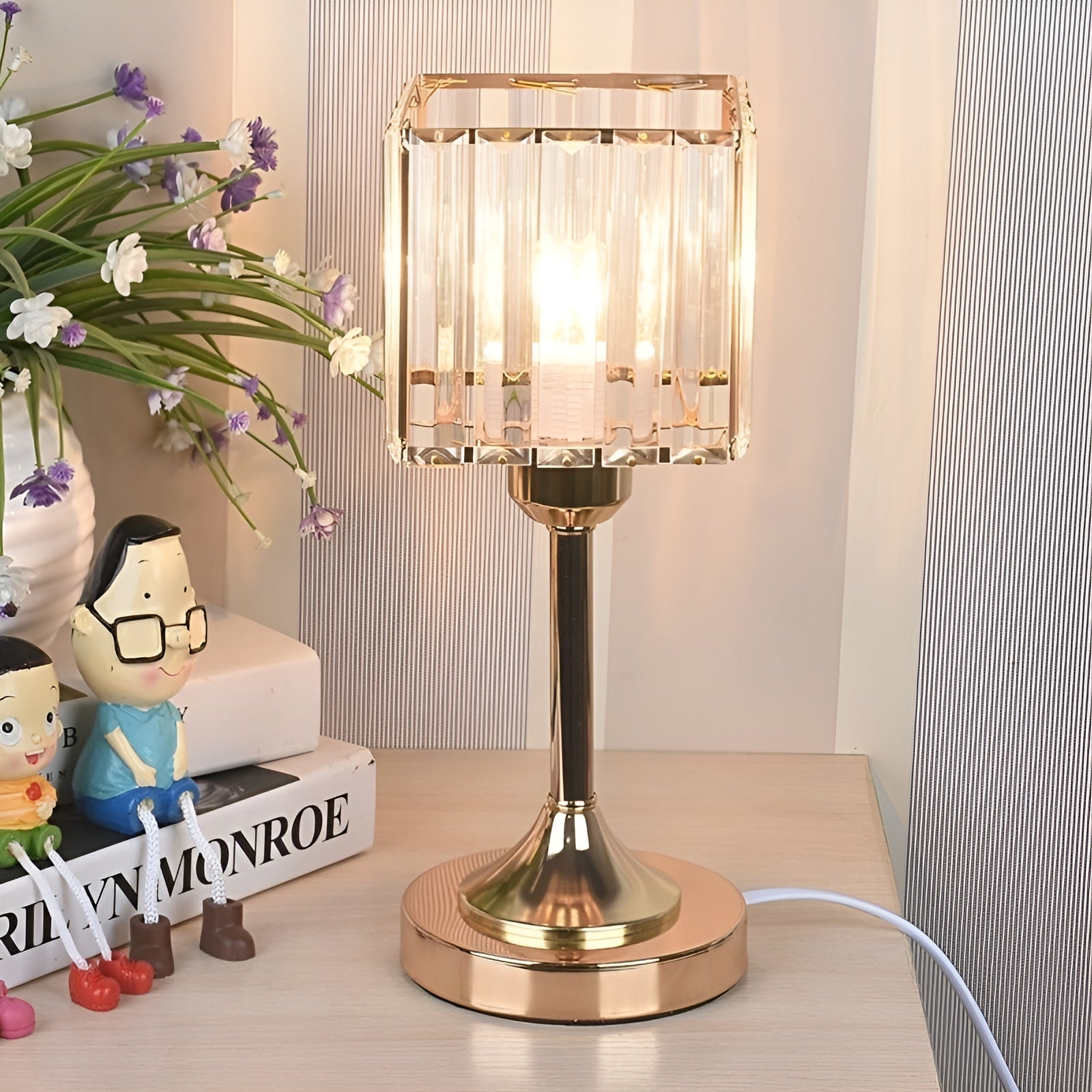 GlowGem Lamp - Nordische Kristall-LED-Tischlampe