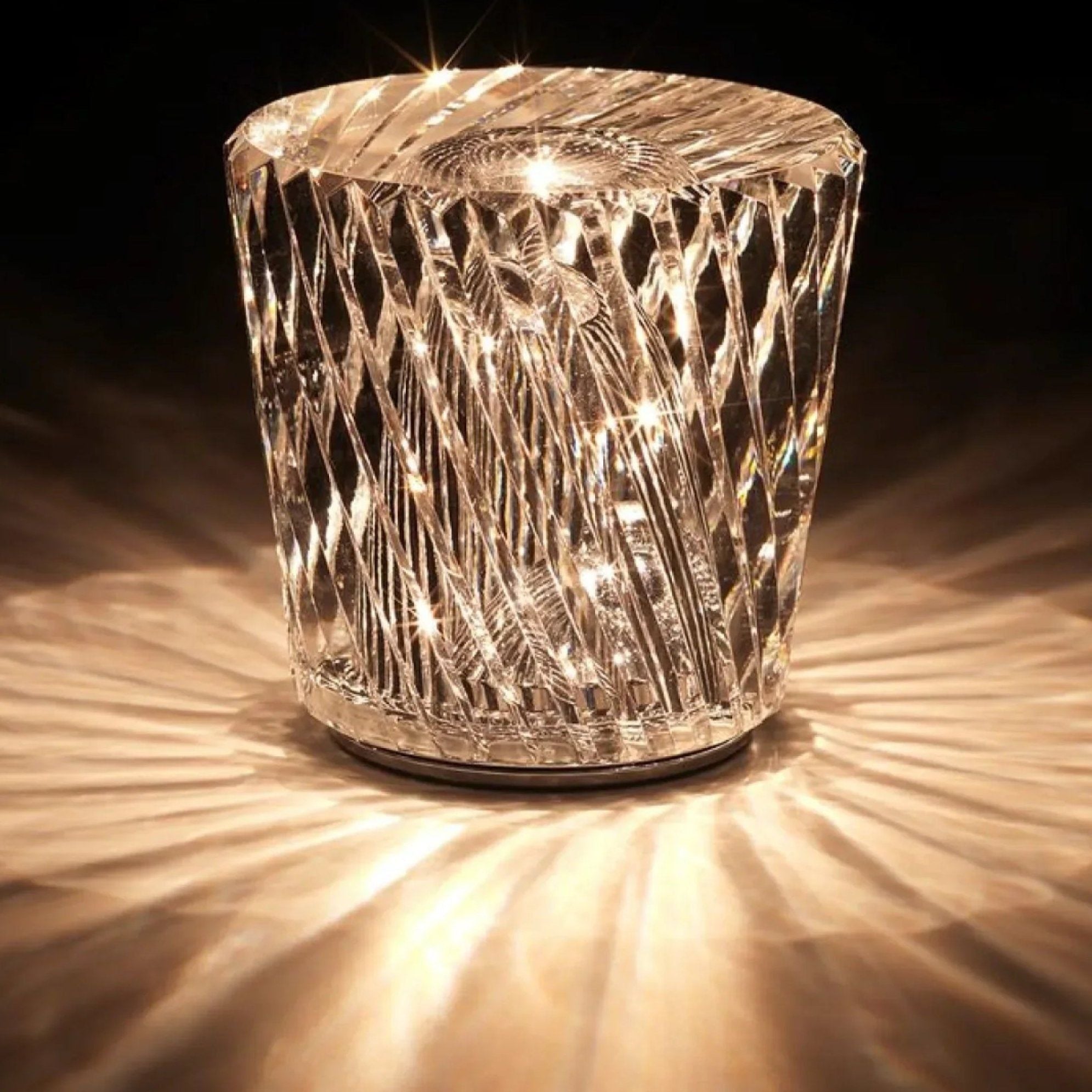 DiamondGlow Lamp - Luxus Diamant Kristall LED Wiederaufladbare Tischlampe