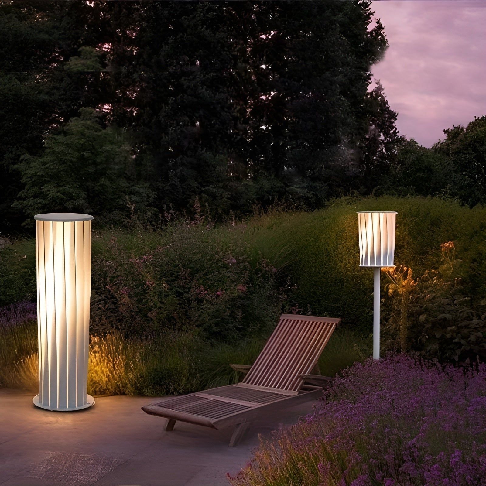 SolarFlare Light - Solarbetriebene Metall-Außen-LED-Leuchte Elegare