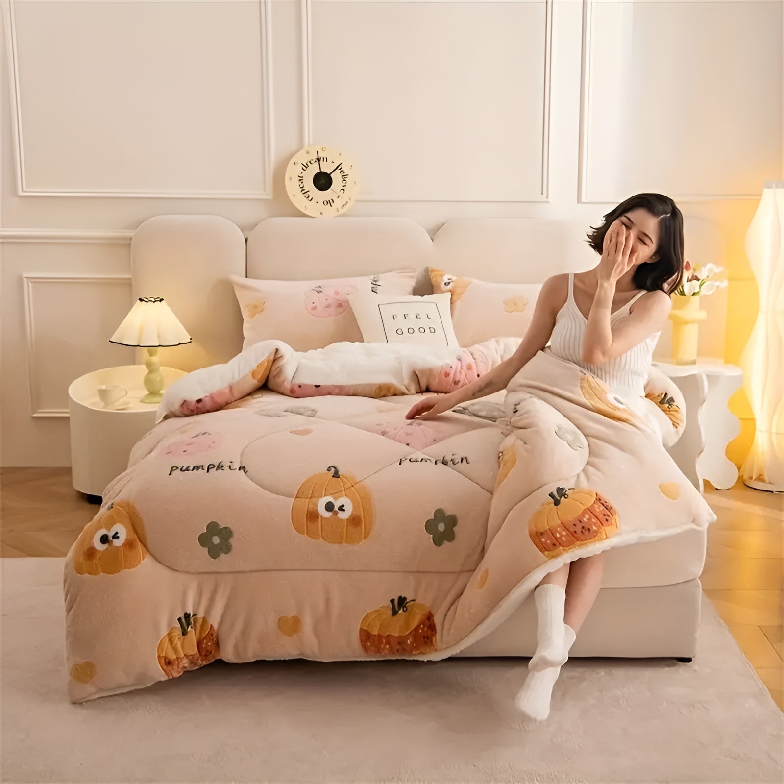 Kuscheldecke mit Kürbis- und Schneeflockenmotiv – Weich, Warm und Stilvoll | Perfekt für Herbst und Winter
