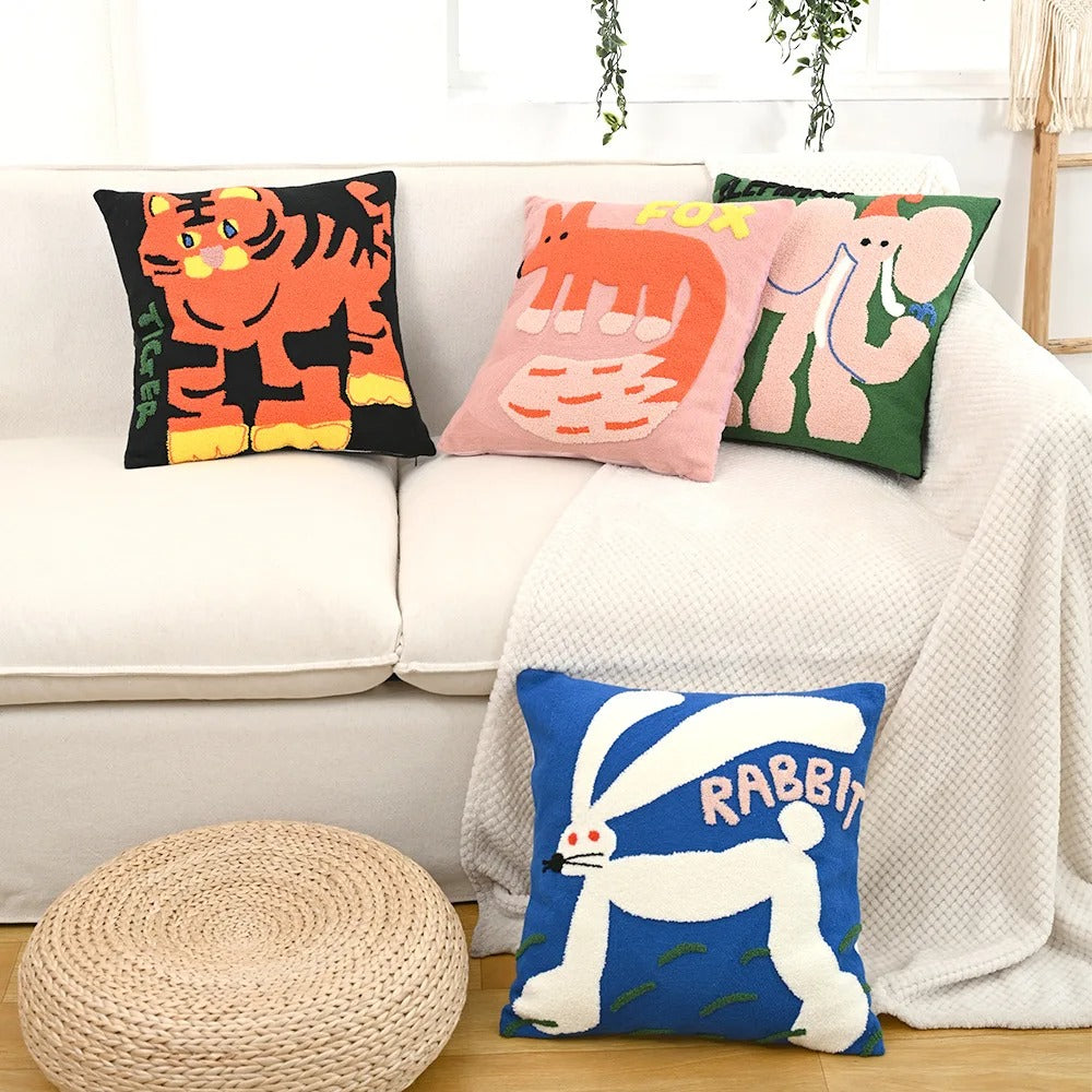 Bestickter Kissenbezug mit Tiermotiv – 45x45 cm - Kissenbezüge und Kissenhüllen