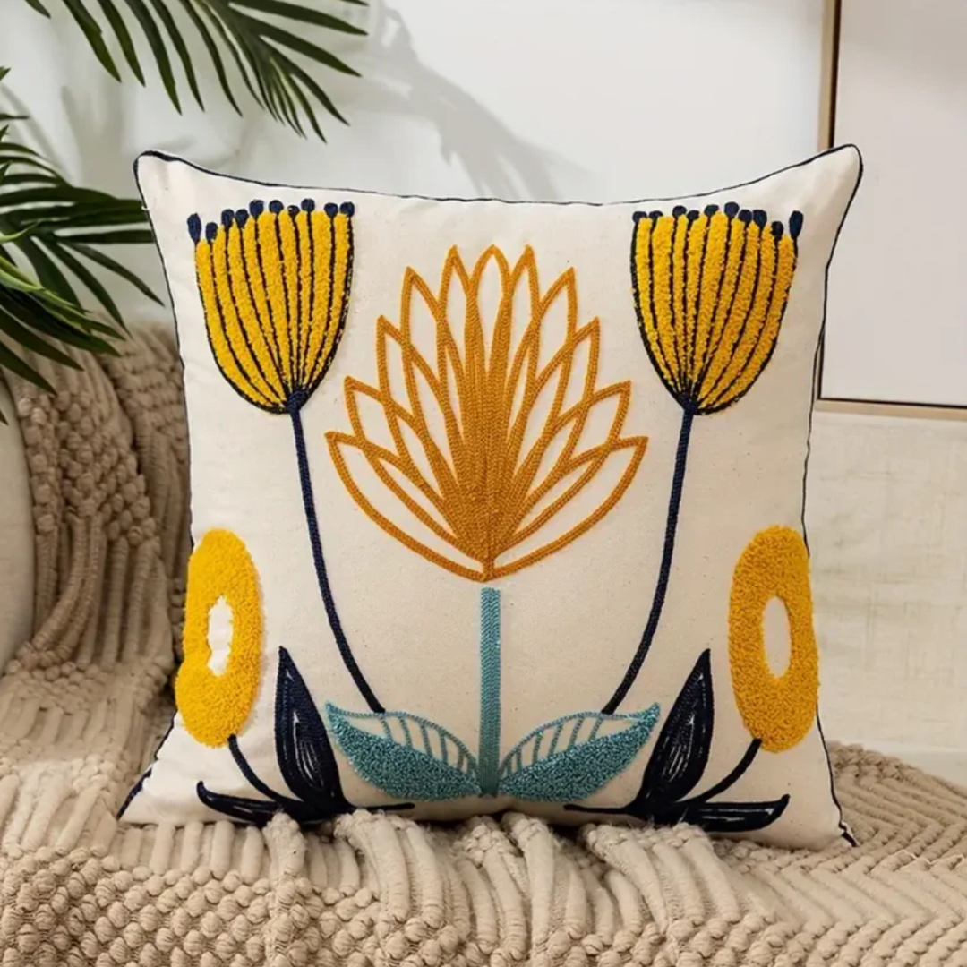 Besticktes Blumenkissen – Kissenbezug mit Stickerei 45x45 cm - B - Dekokissen und Kissenbezüge