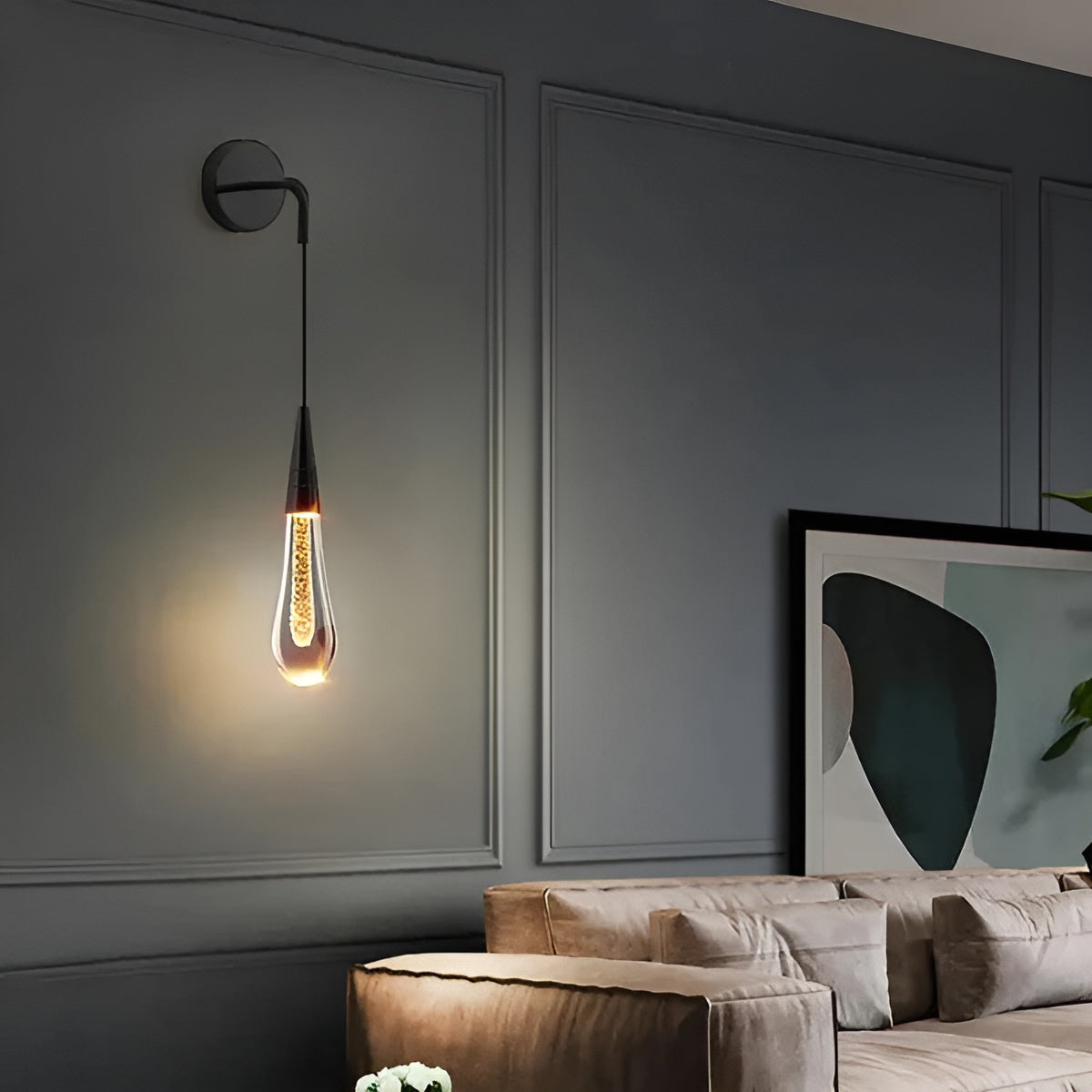Funkelnde Regentropfen Kristall-pendelleuchte – Stilvolle Und Elegante Wandleuchte Perfekt Für Das Schlafzimmer