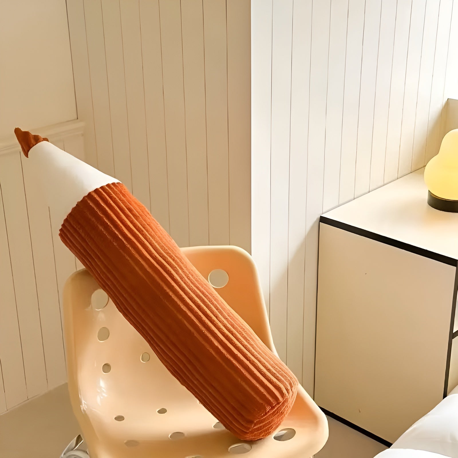 Bleistiftförmiges Beinkissen – Weiches Seitenschläfer-Kissen zur Beinlagerung & Knieentlastung - Orange - Kissen