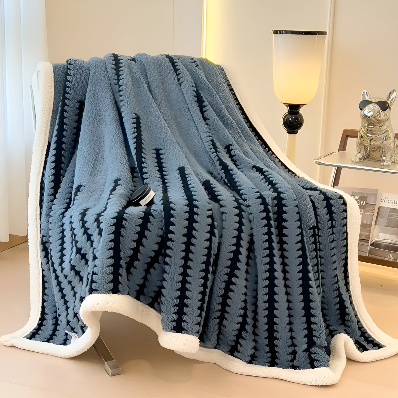 Gestreifte Fleece-Decke – Extra Weich und Warm | Perfekt für Wintertage