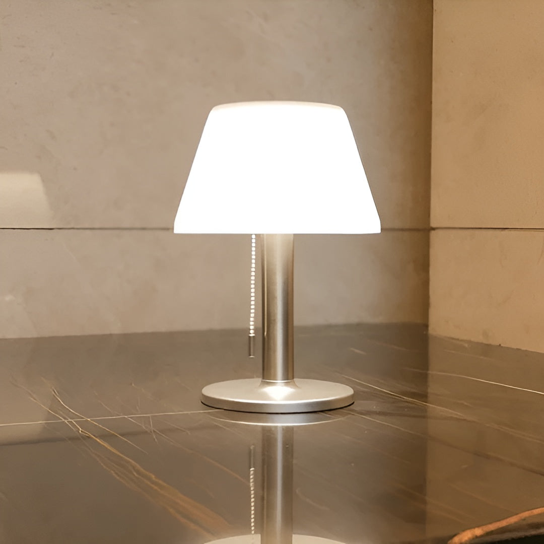 Celestra Solar-Tischlampe – Moderne Gartenbeleuchtung für Terrasse und Outdoor-Bereich - Lampe