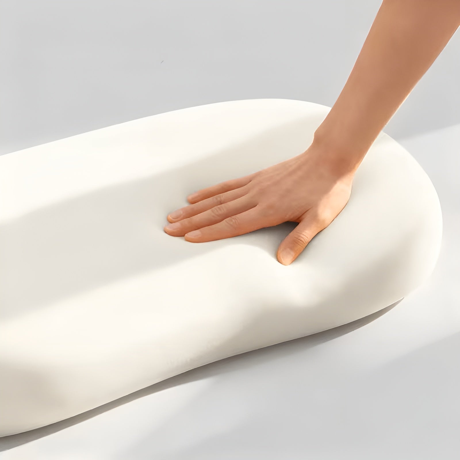 Cloud Ergonomic Nackenkissen – atmungsaktiv und kühlend | Perfekt für Seiten- und Bauchschläfer für den ganzjährigen