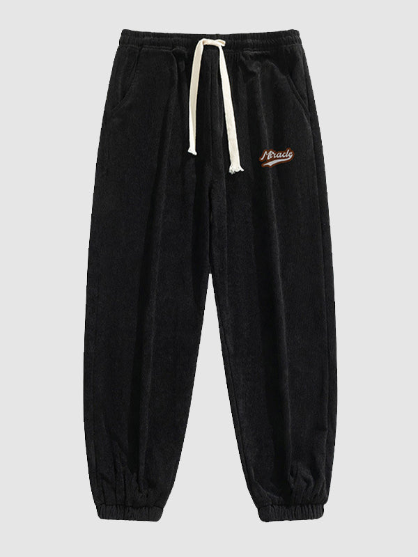 Cordhose Herren mit Buchstabenstickerei – legere Freizeithose - Freizeithosen