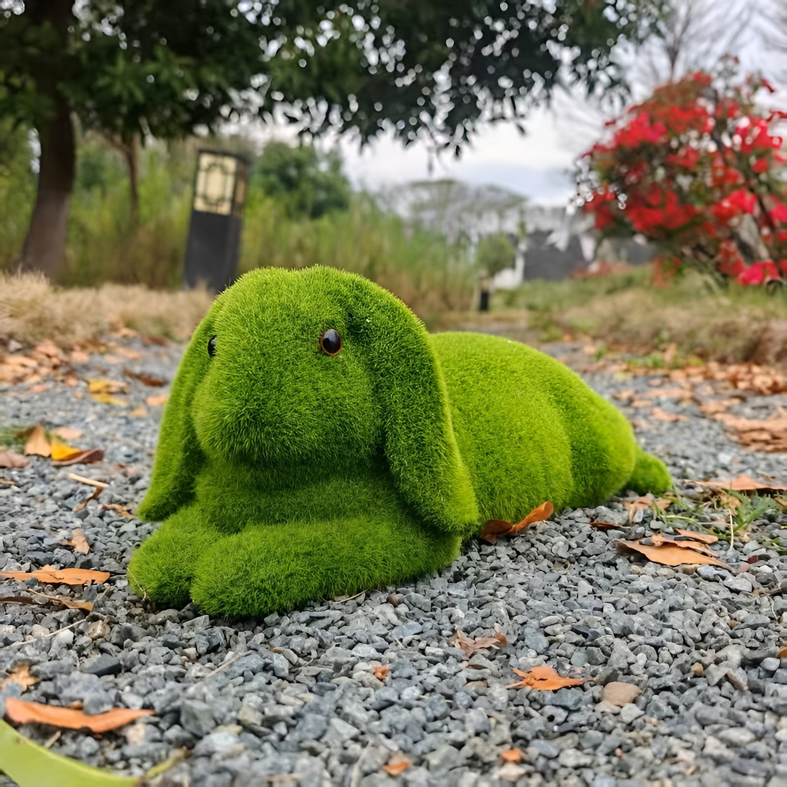 3D-Statue mit beflocktem Hasen – Osterhasenornament aus grünem Kunstharz | Gartendekoration für Terrasse, Rasen, Bonsai und Innenräume