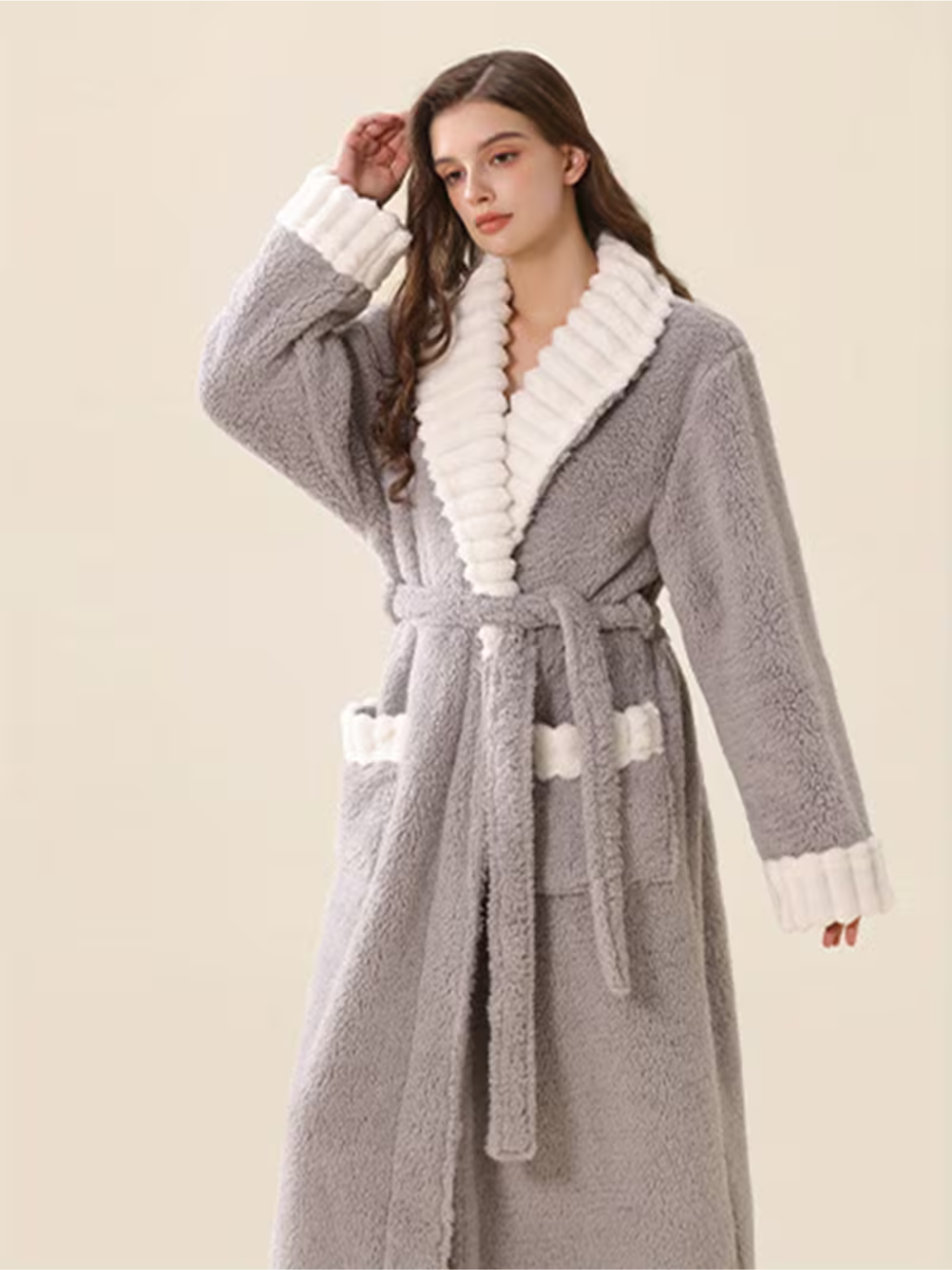 Flauschiger Damen-Winterbademantel – Extra Lang & Wärmend | Weiches Flanell mit Taschen - Bademantel
