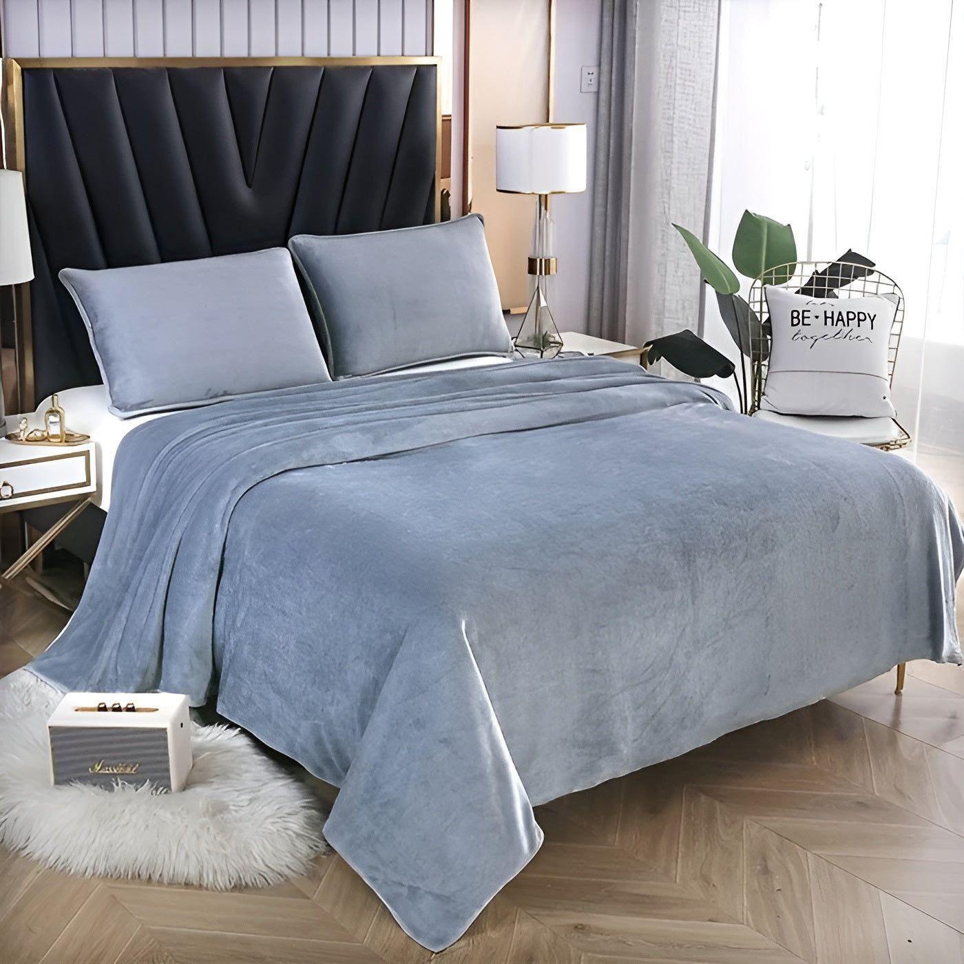 FluffyFleece Blanket - Strapazierfähige Dicke Fleece Winterdecke - Decke