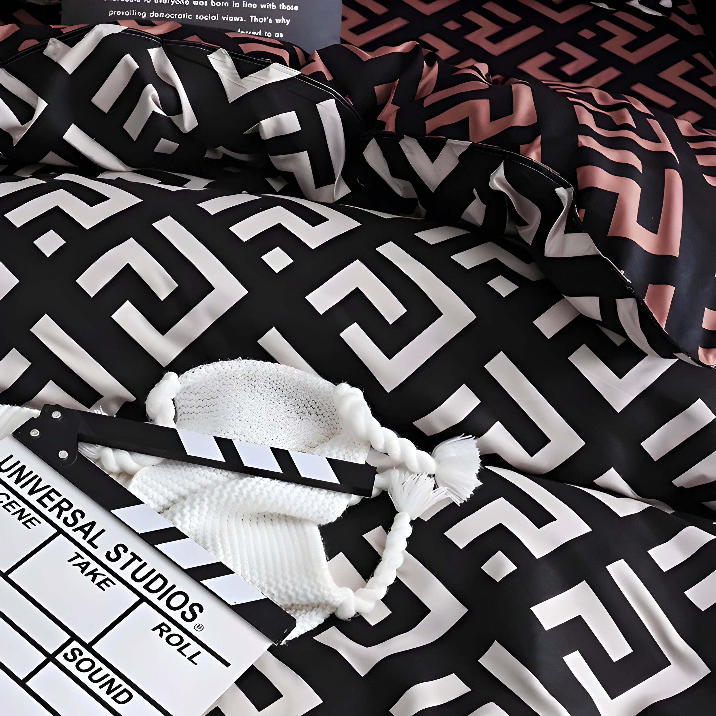 BlackBliss - Modernes Schwarzes Bettbezugs-Set