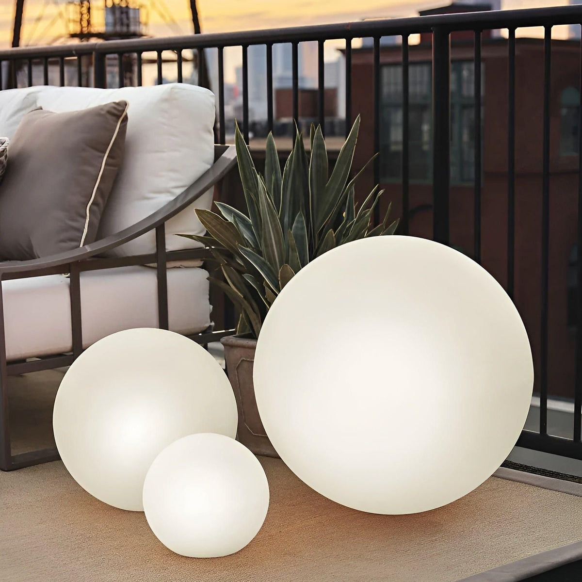 GlowBall Light - Wasserdichte Farbwechselnde LED Gartenball-Lampe hi - Lampe