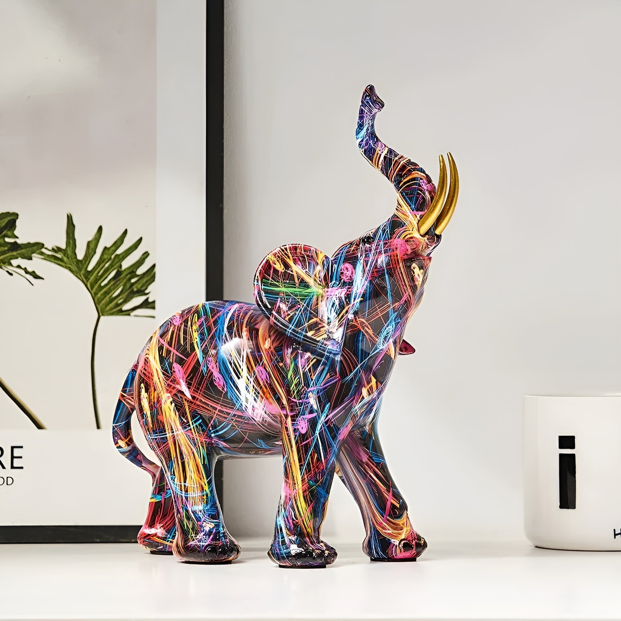 Graffiti Elefant Figur – Kreative Kunstdekoration für Wohnzimmer und Büro - Dekorative Figur