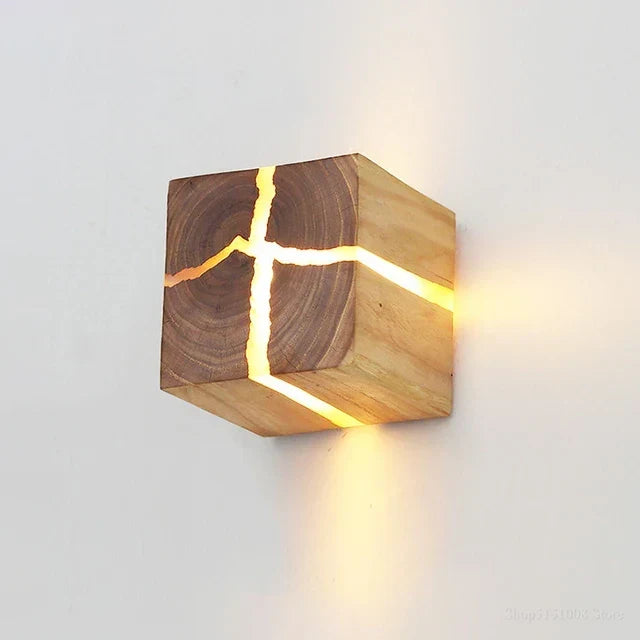 Holz-Wandleuchte mit kubischem Design – Warmes LED-Licht - Wandleuchten