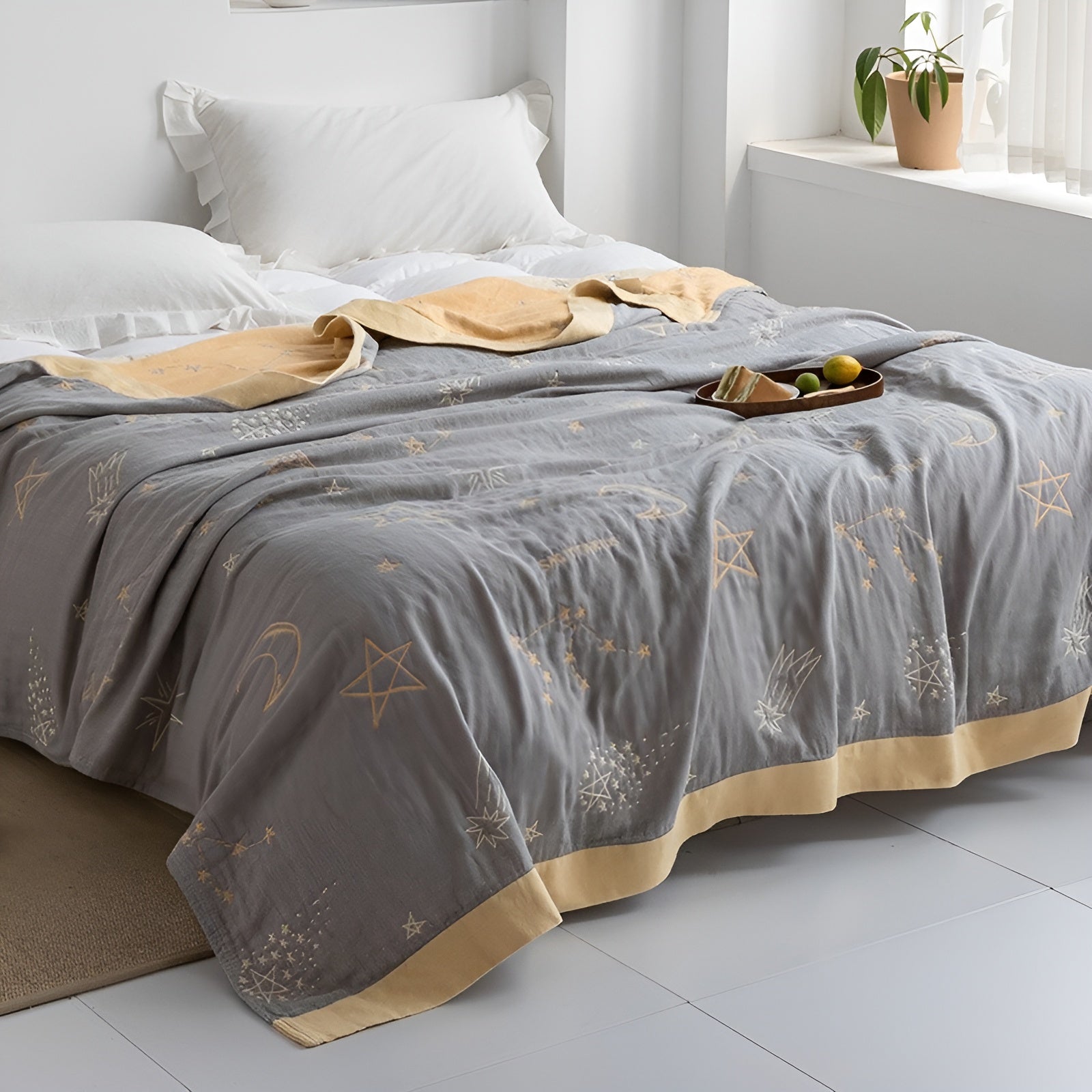 Japanische Kuscheldecke – Weiche Sofadecke für Gemütliche Wohnmomente - Himmelsblau + Gold / 150x200cm - Decke