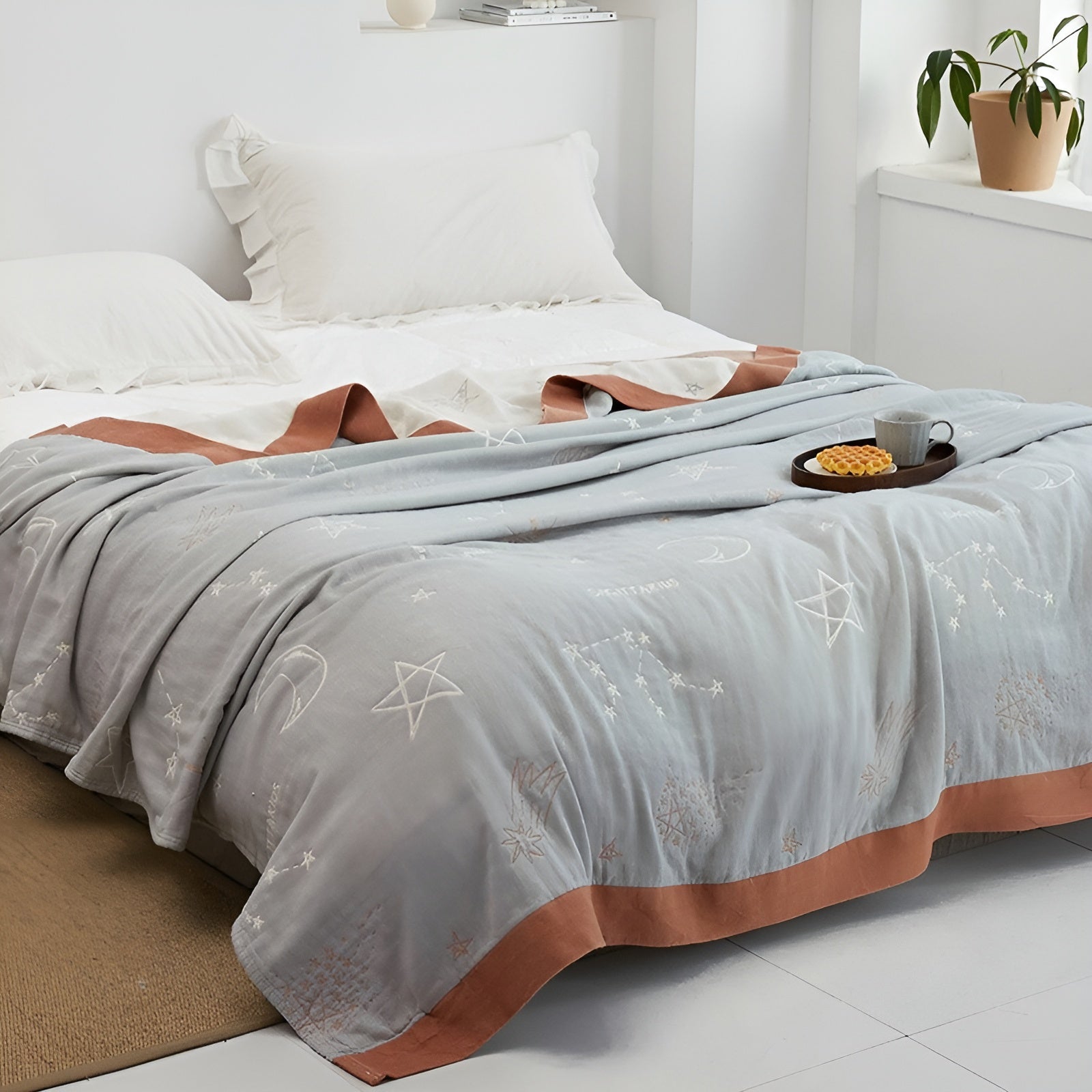 Japanische Kuscheldecke – Weiche Sofadecke für Gemütliche Wohnmomente - Himmelsblau + Braun / 150x200cm - Decke