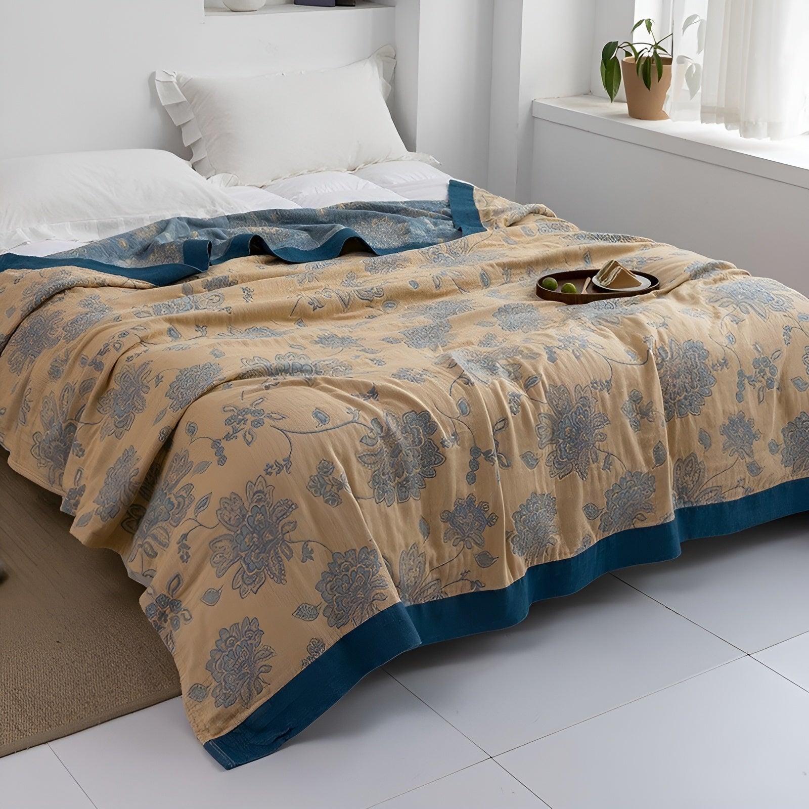 Japanische Kuscheldecke – Weiche Sofadecke für Gemütliche Wohnmomente - Blumenmuster Gelb + Blau / 150x200cm - Decke
