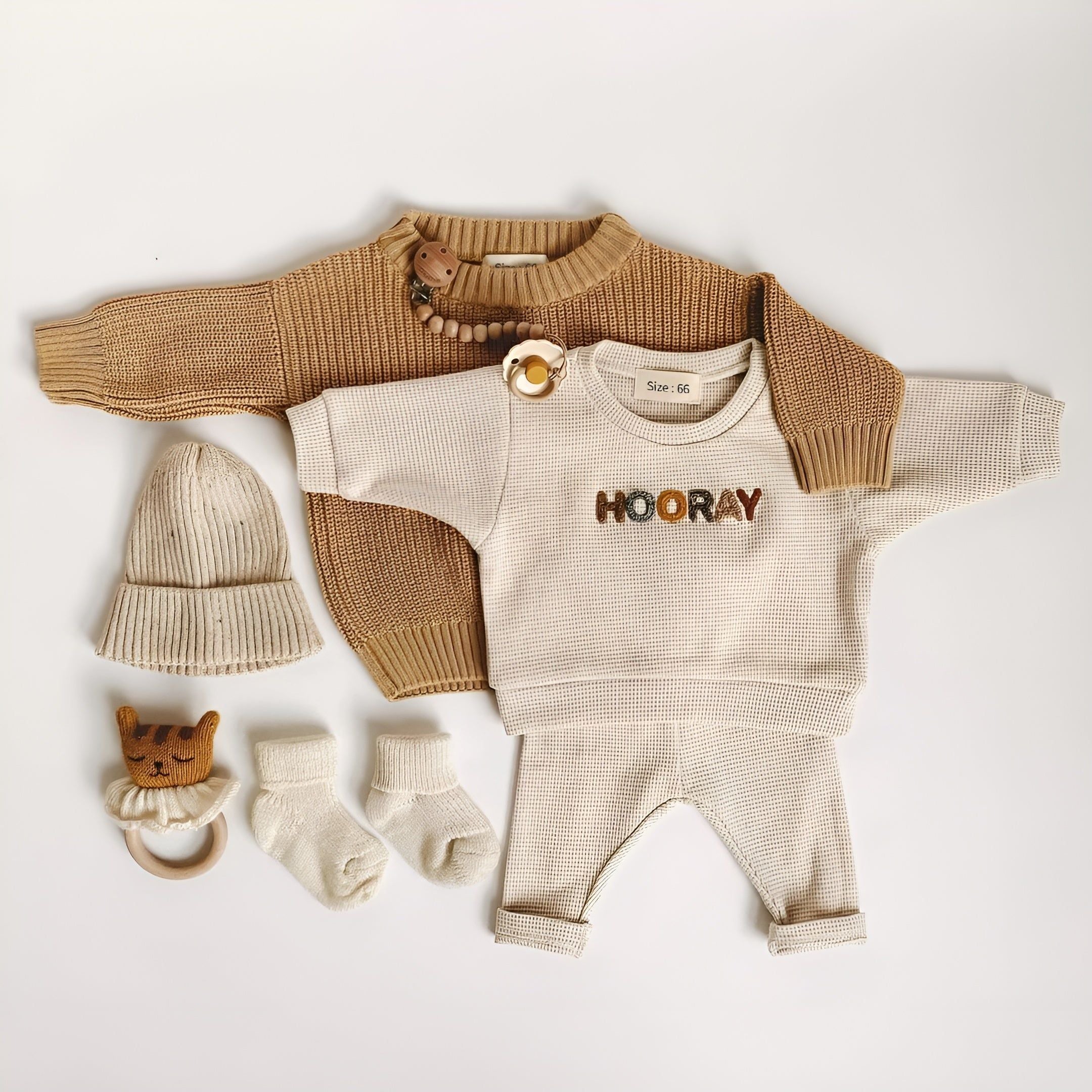 Blooming Stitch - Bezaubernde Stickerei Passendes Set für Babies (Sweatshirt & Hose) - Elegare