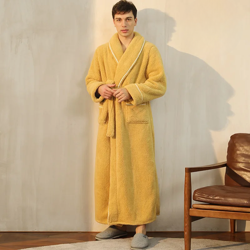 Langer Bademantel mit Gürtel und Taschen – Unisex - Gelb Herren / S - Nacht- und Bademäntel