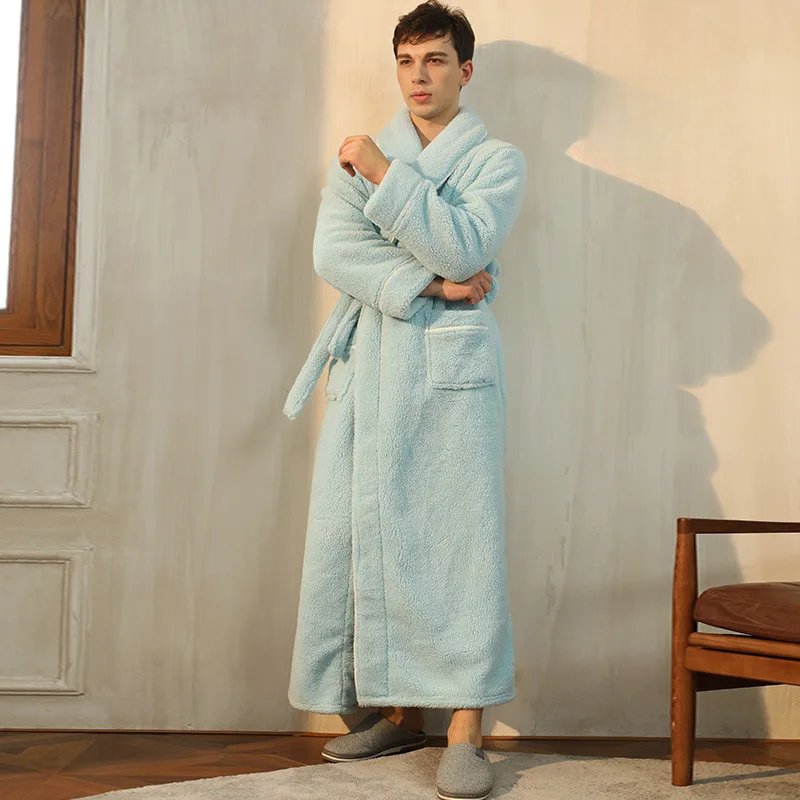 Langer Bademantel mit Gürtel und Taschen – Unisex - Hellblau Herren / S - Nacht- und Bademäntel
