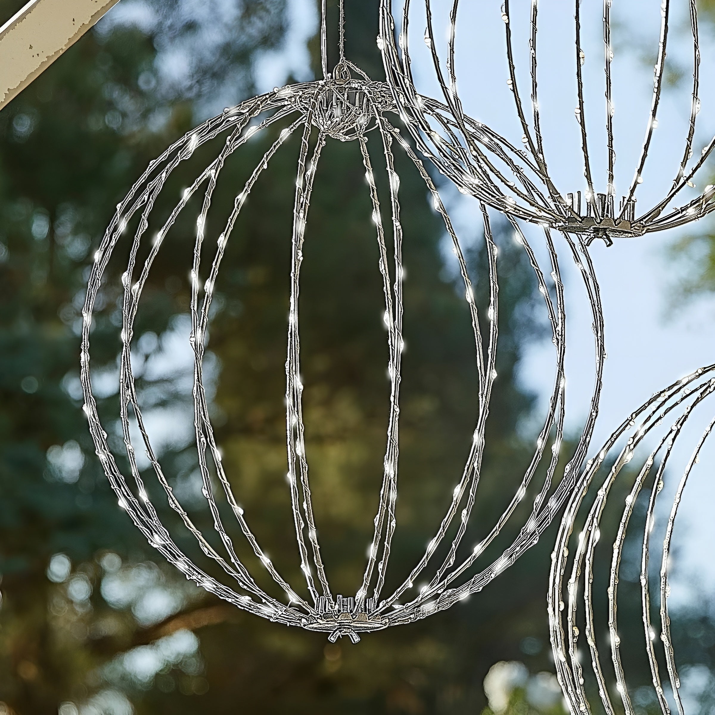 LED-Globus-Set Brilliant – Leuchtende Dekorationskugeln für den Garten - Hängelampe