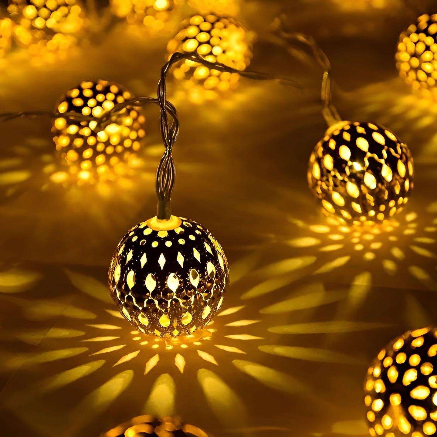 Solar-Lichterkette im marokkanischen Stil – Wasserdicht & Dekorativ für Garten und Balkon