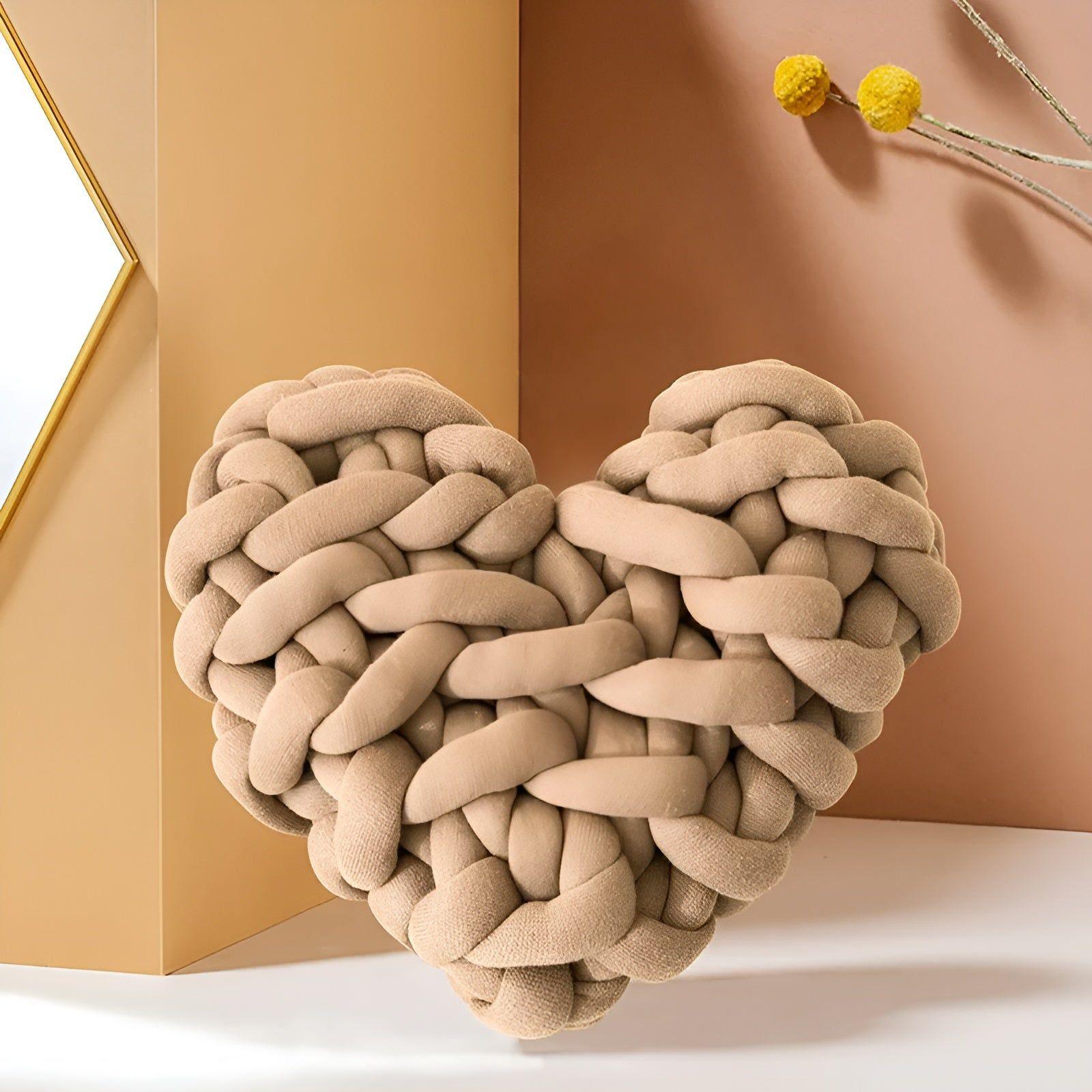 Love Pillow - Chunky Knitted Heart Kissen für ein Gemütliches Zuhause - Kissen