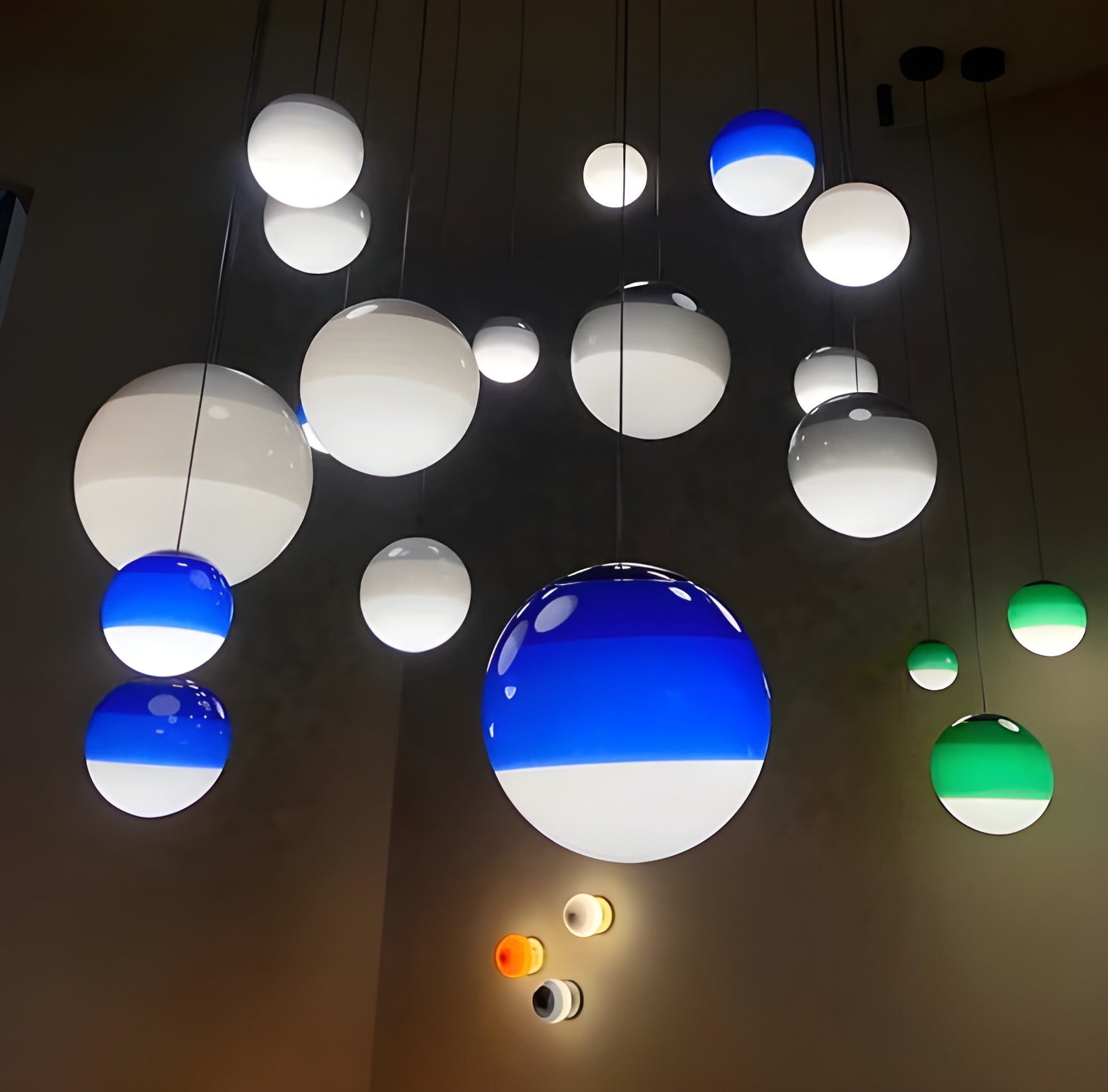 LumiOrb Light – Kreative Ballon-Hängelampe mit LED-Beleuchtung - Pendelleuchte