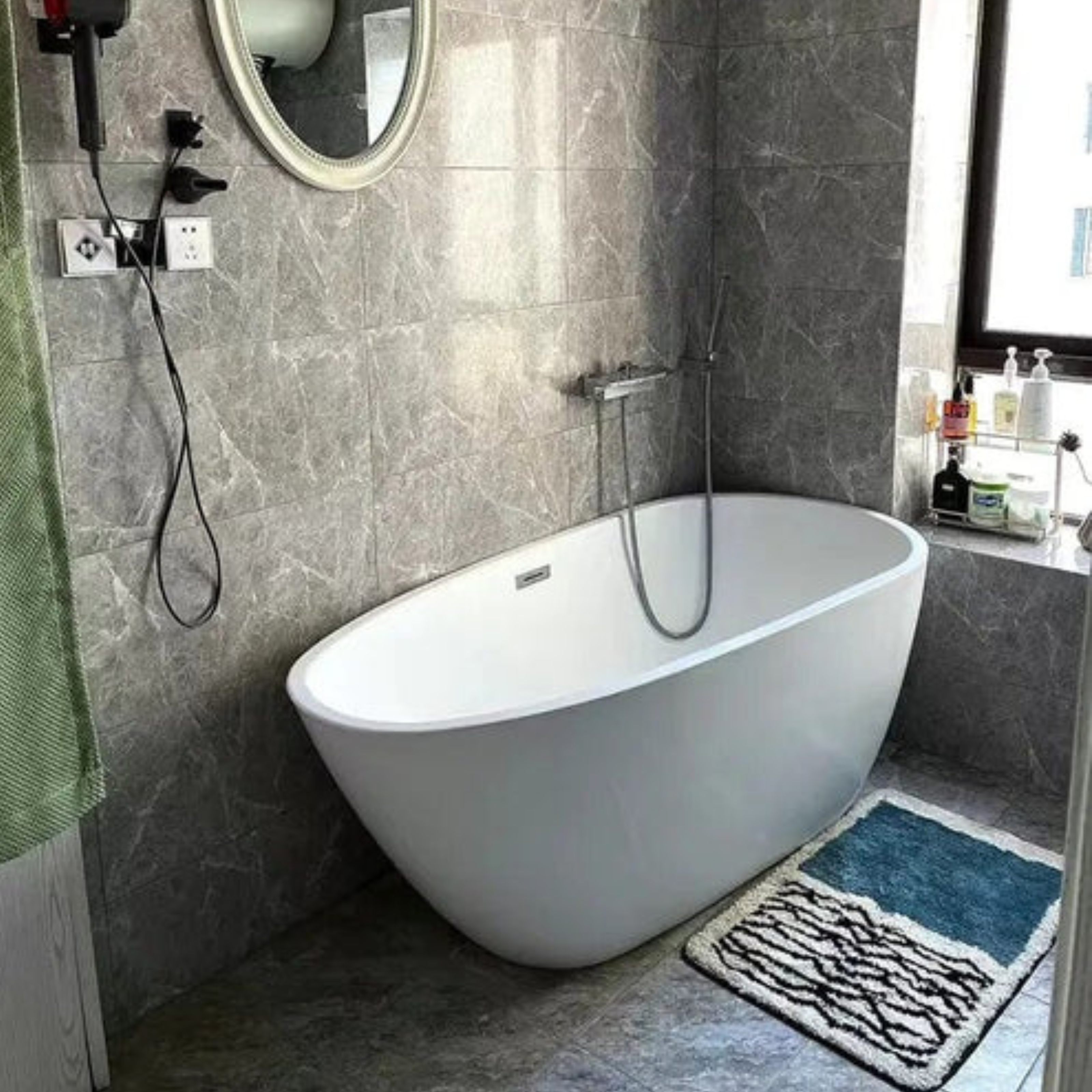 Luxuriöse Handgefertigte Badematte – Abstraktes Design Für Stilvolle Badezimmer - Badematte