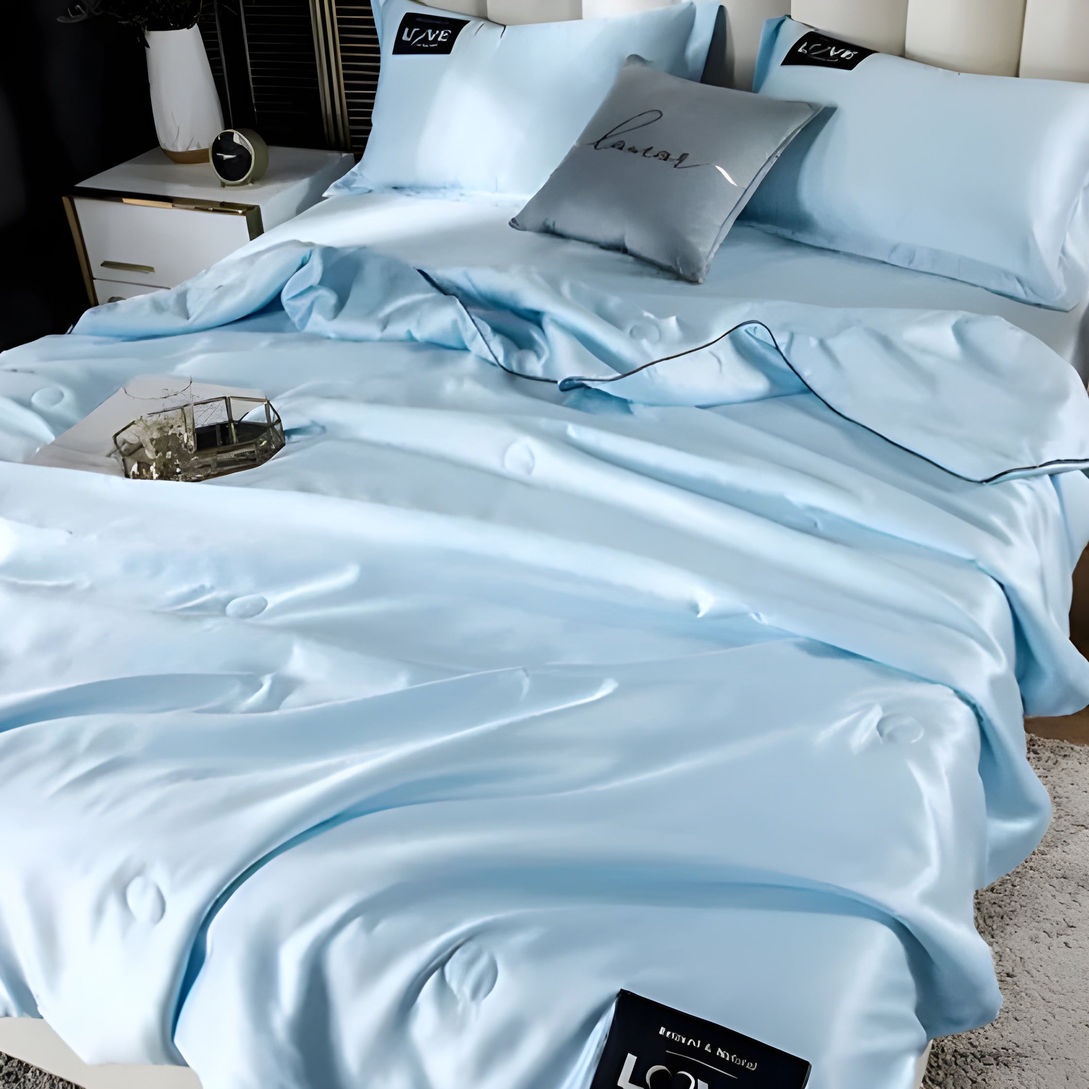 Luxus Seidendecke – Ganzjahresdecke für höchsten Schlafkomfort - Decke