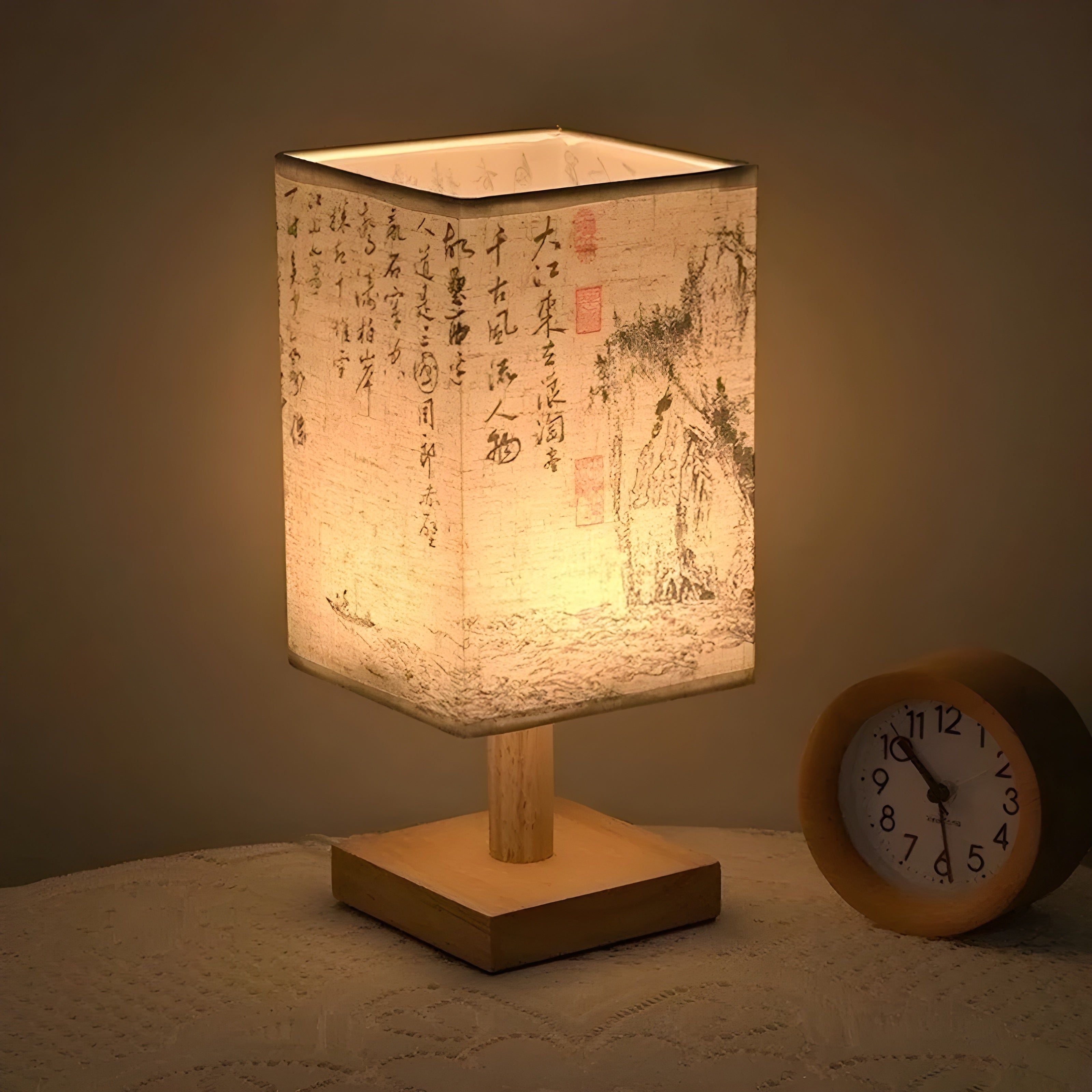 SerenityGlow Lamp - Moderne Stoff LED Chinesischen Stil Tischlampe