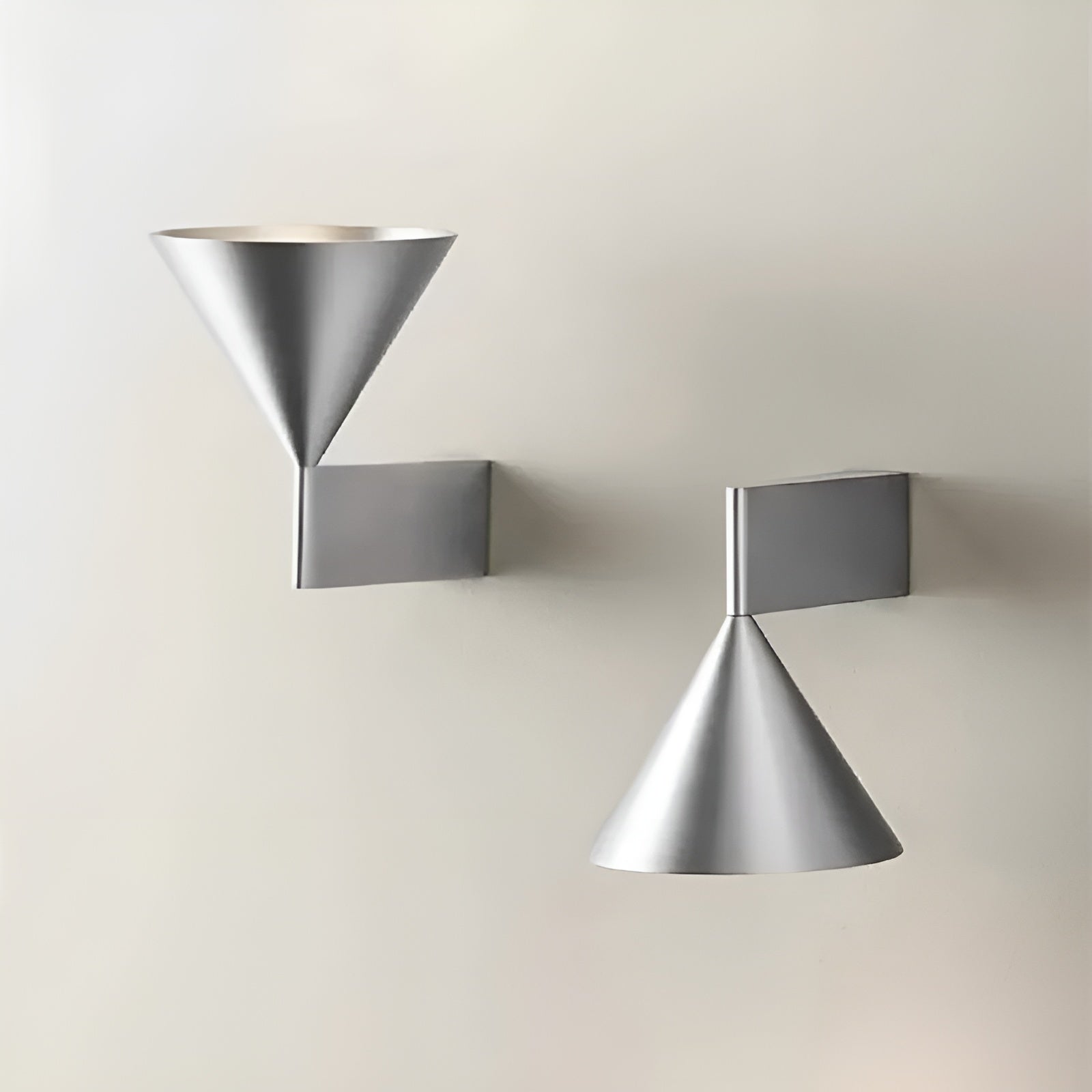 Wandleuchte fürs Schlafzimmer – Modernes Kegeldesign | Elegante Beleuchtung für Nachttisch & Flur