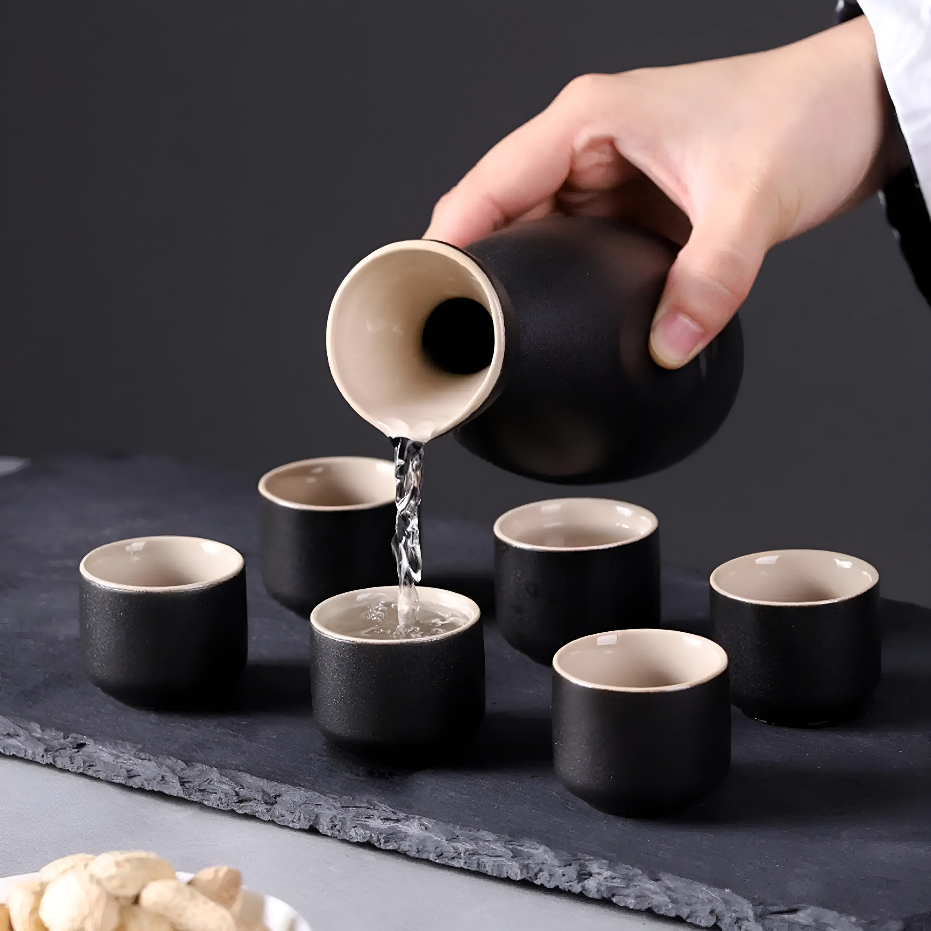Vintage Sake-Set aus Keramik – Traditionell & Nachhaltig | Perfekt als Geschenk & Deko für Zuhause