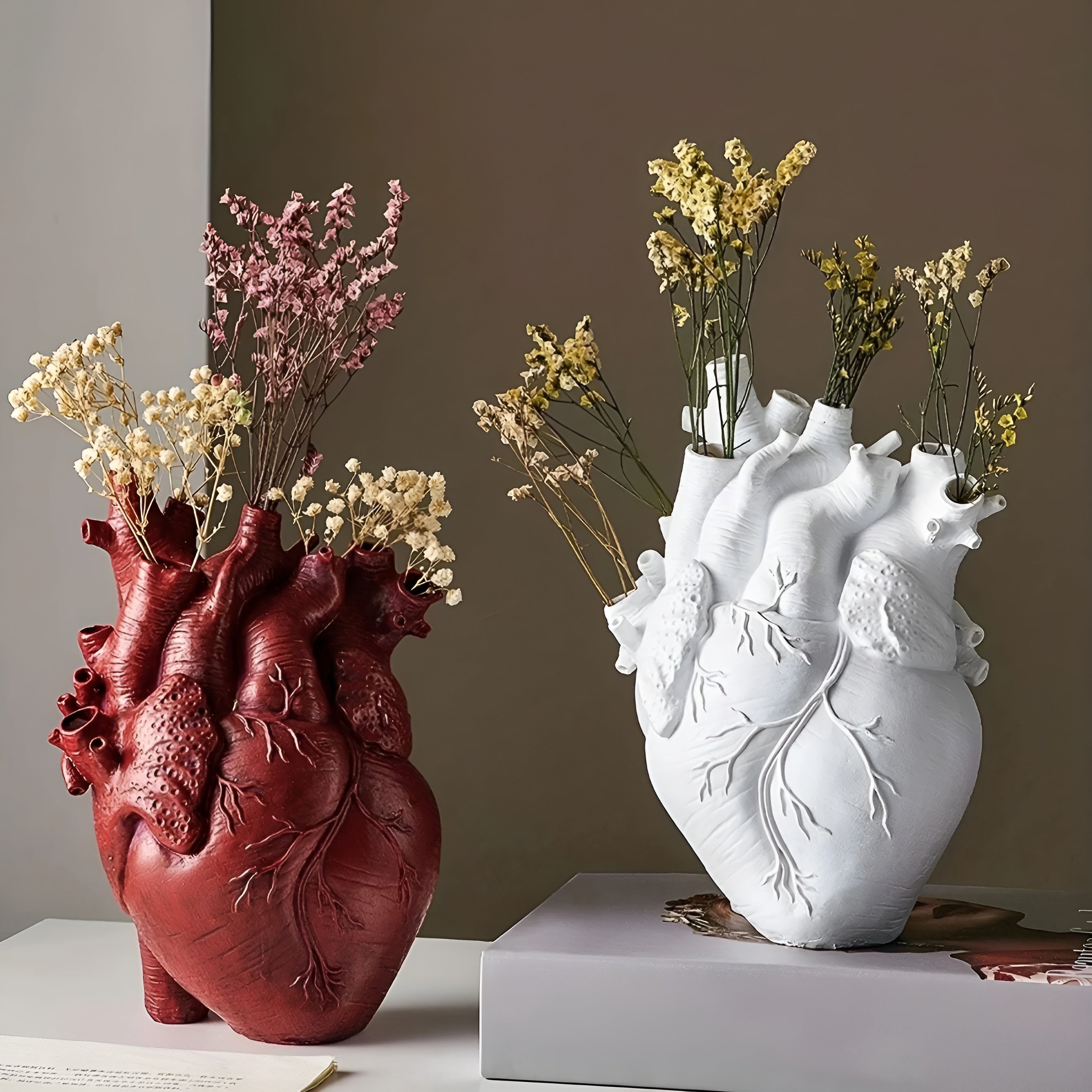 HeartBloom Vase - Anatomische Harz-Herz-Vase