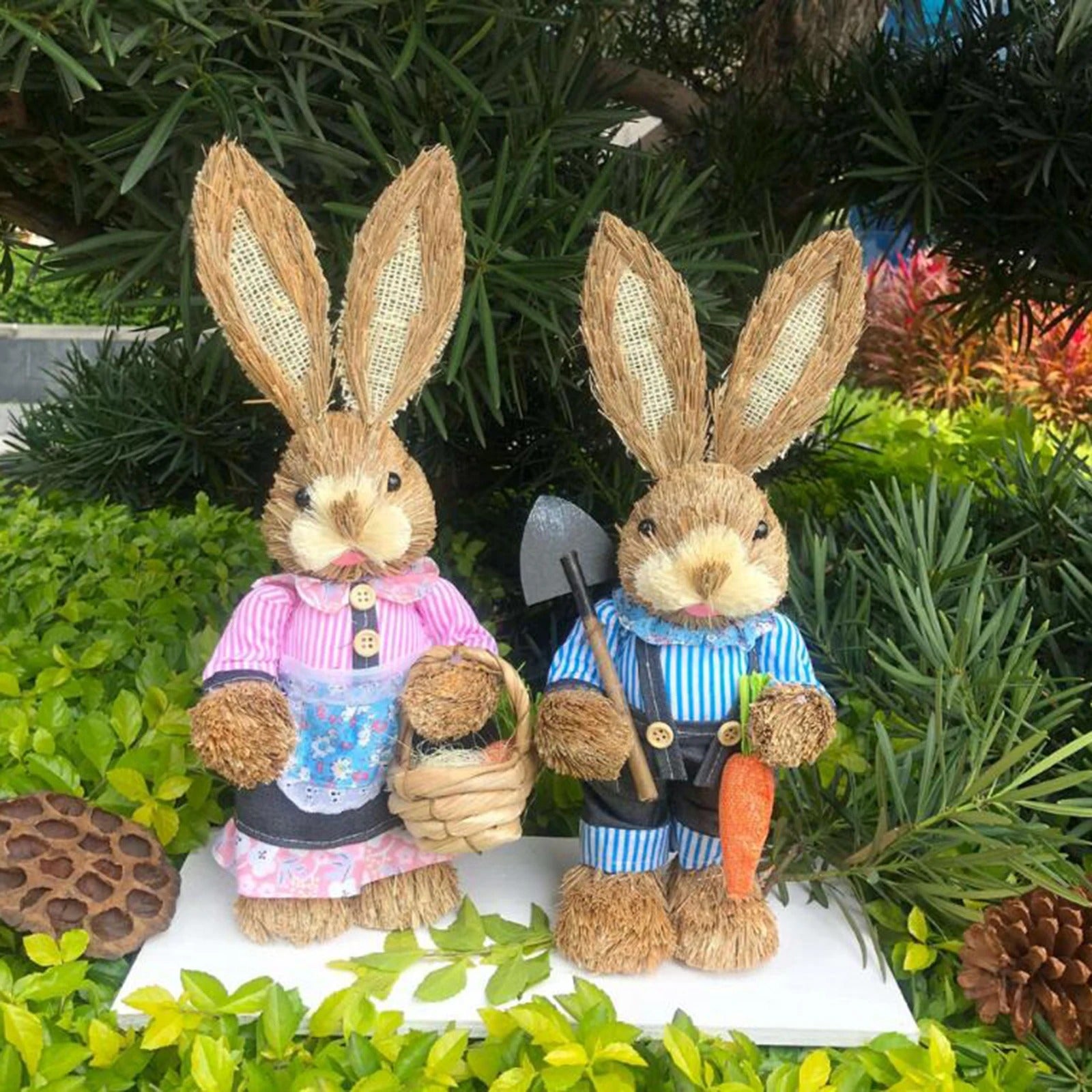 BunnyHaven Puppe – Stehende Osterhasen-Puppe