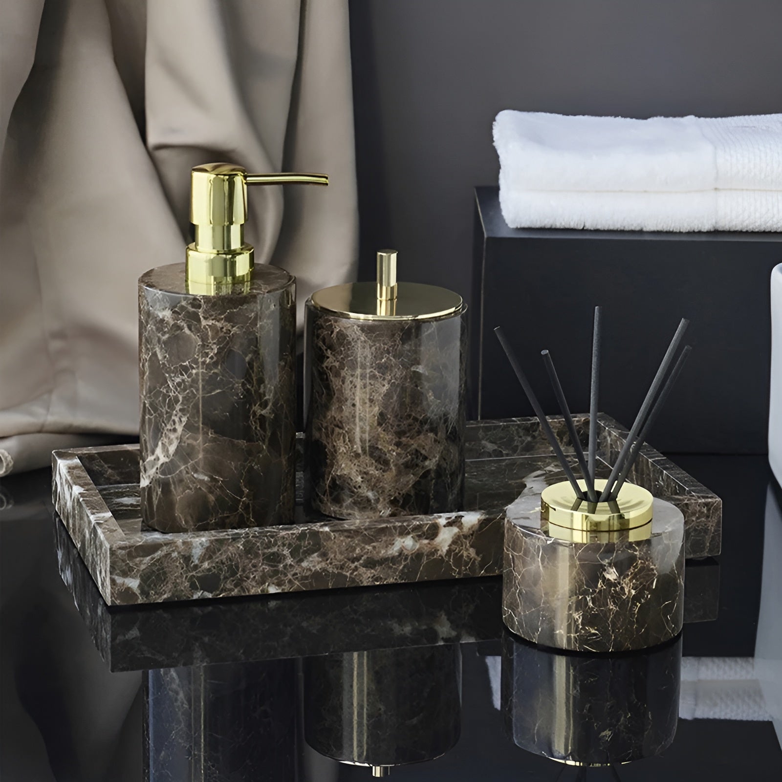 Badezimmer-Set aus Emperador Marmor – Luxuriöser Seifenspender, Seifenschale & Duftaccessoire | Elegante Bad-Accessoires
