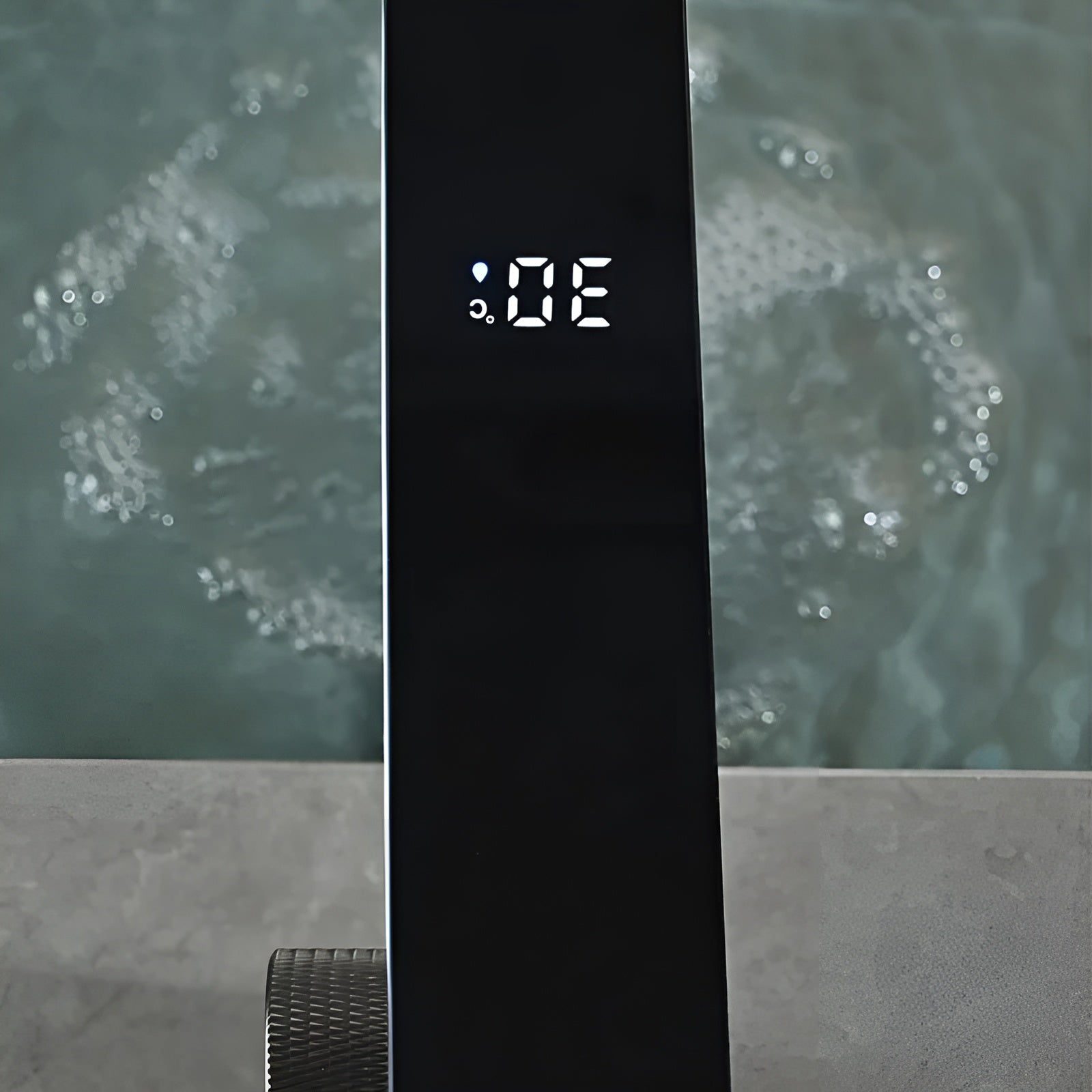 LED Wasserhahn fürs Badezimmer – Digitale Anzeige & Temperaturkontrolle | Moderne Waschbeckenarmatur aus Messing