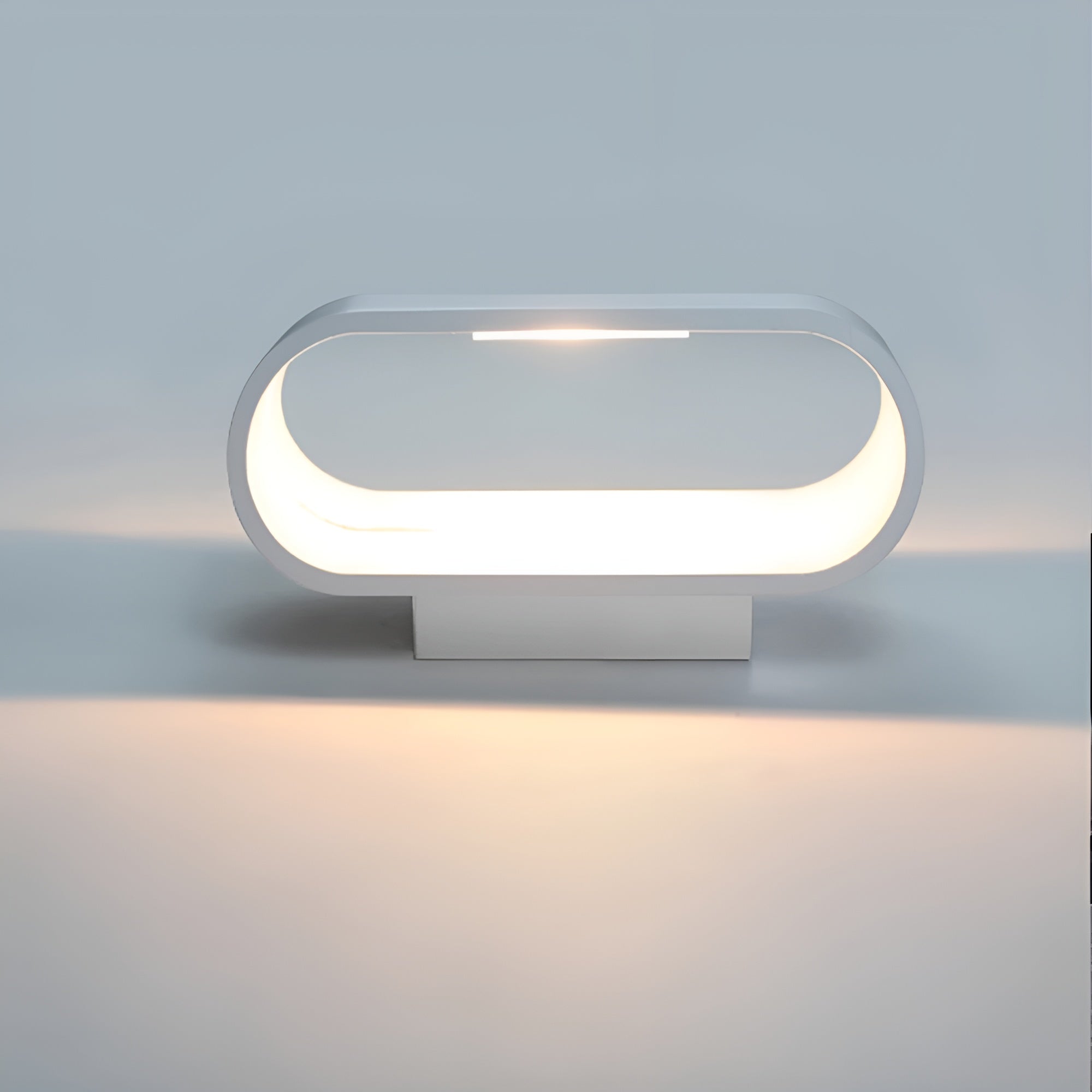 Wandleuchte mit Warmem Licht – Moderne LED Beleuchtung | Ideal für Wohnzimmer & Schlafzimmer