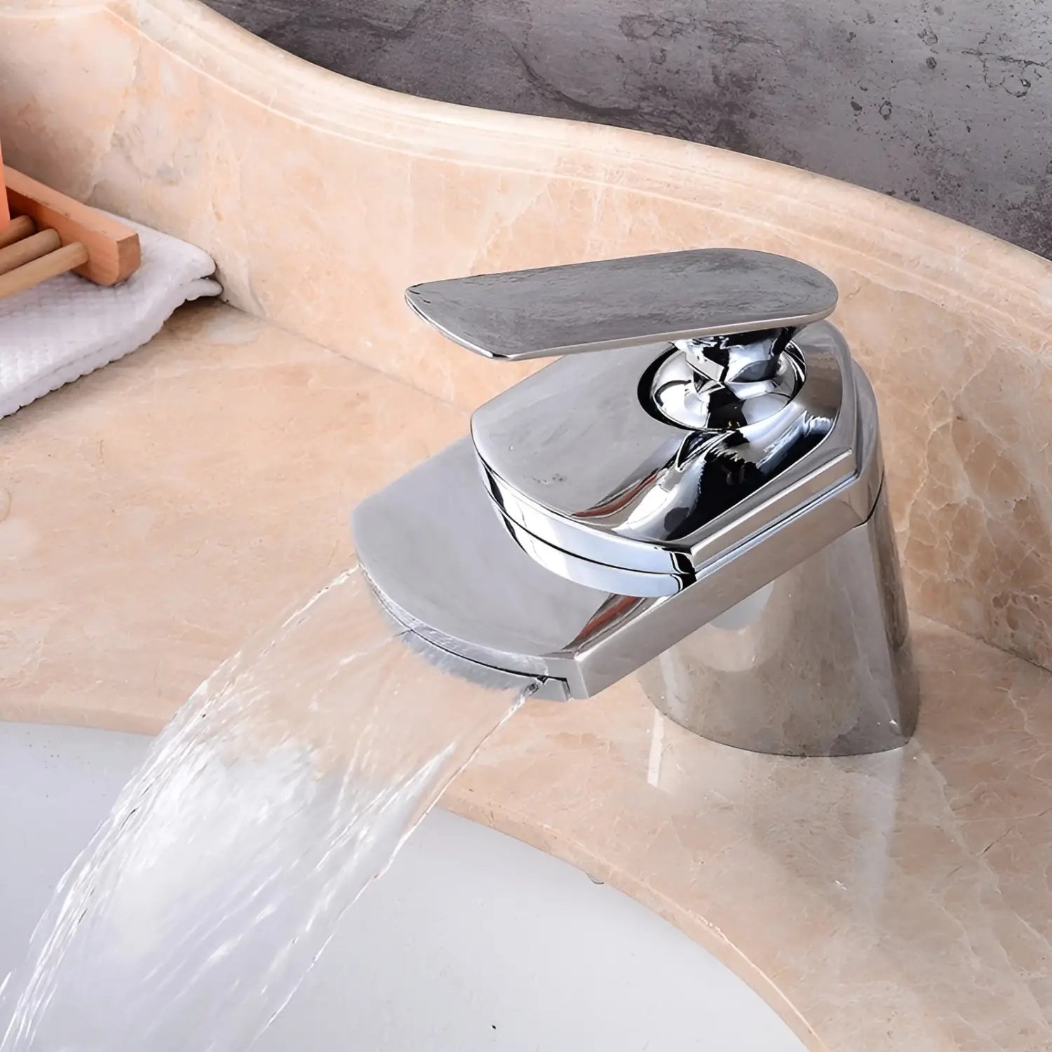 Tad-Wasserfall-Waschtischarmatur – Massives Messing | Luxuriöse Armatur für moderne Badezimmer