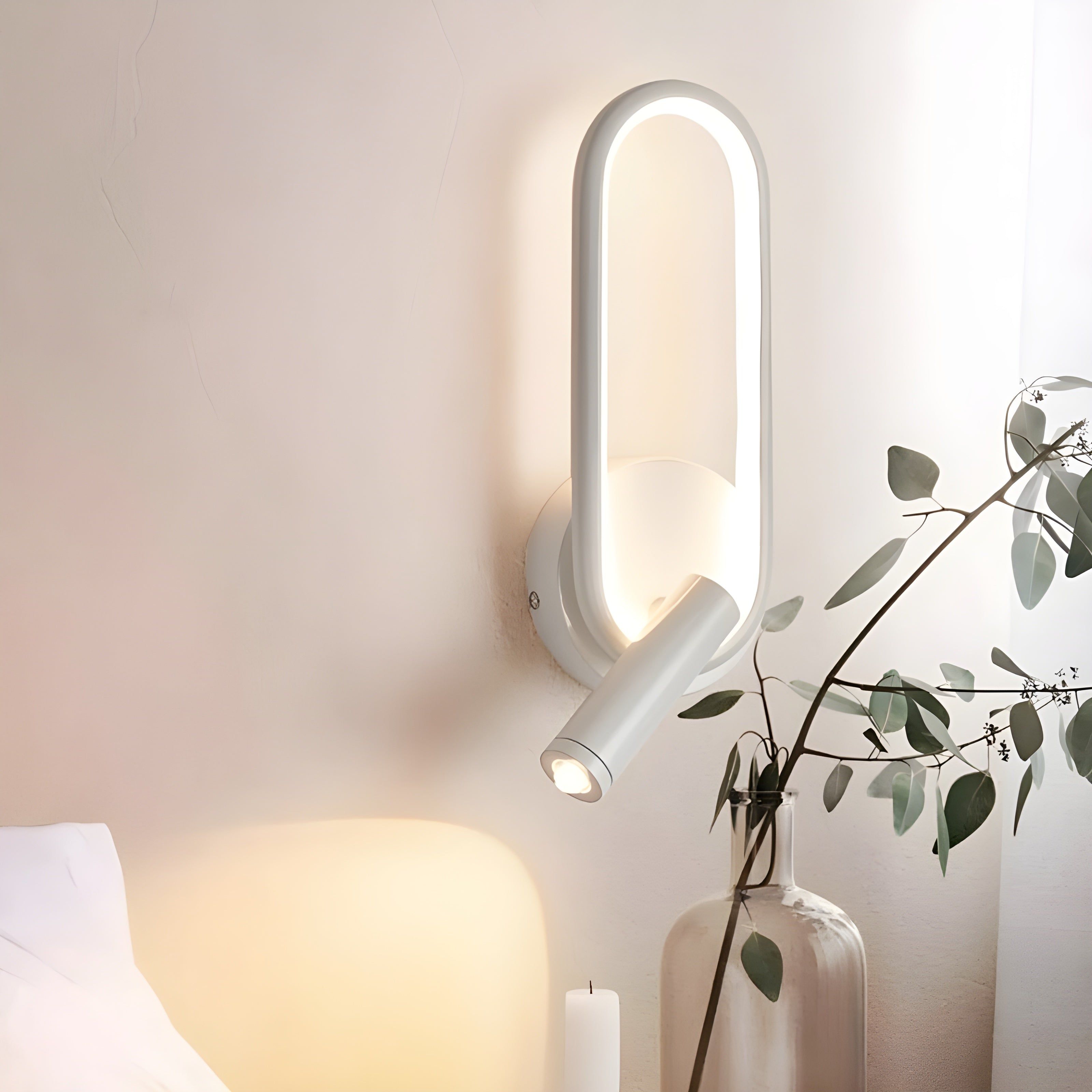 SpotGlow Lampe - Minimalistische Metall Design Wandleuchte