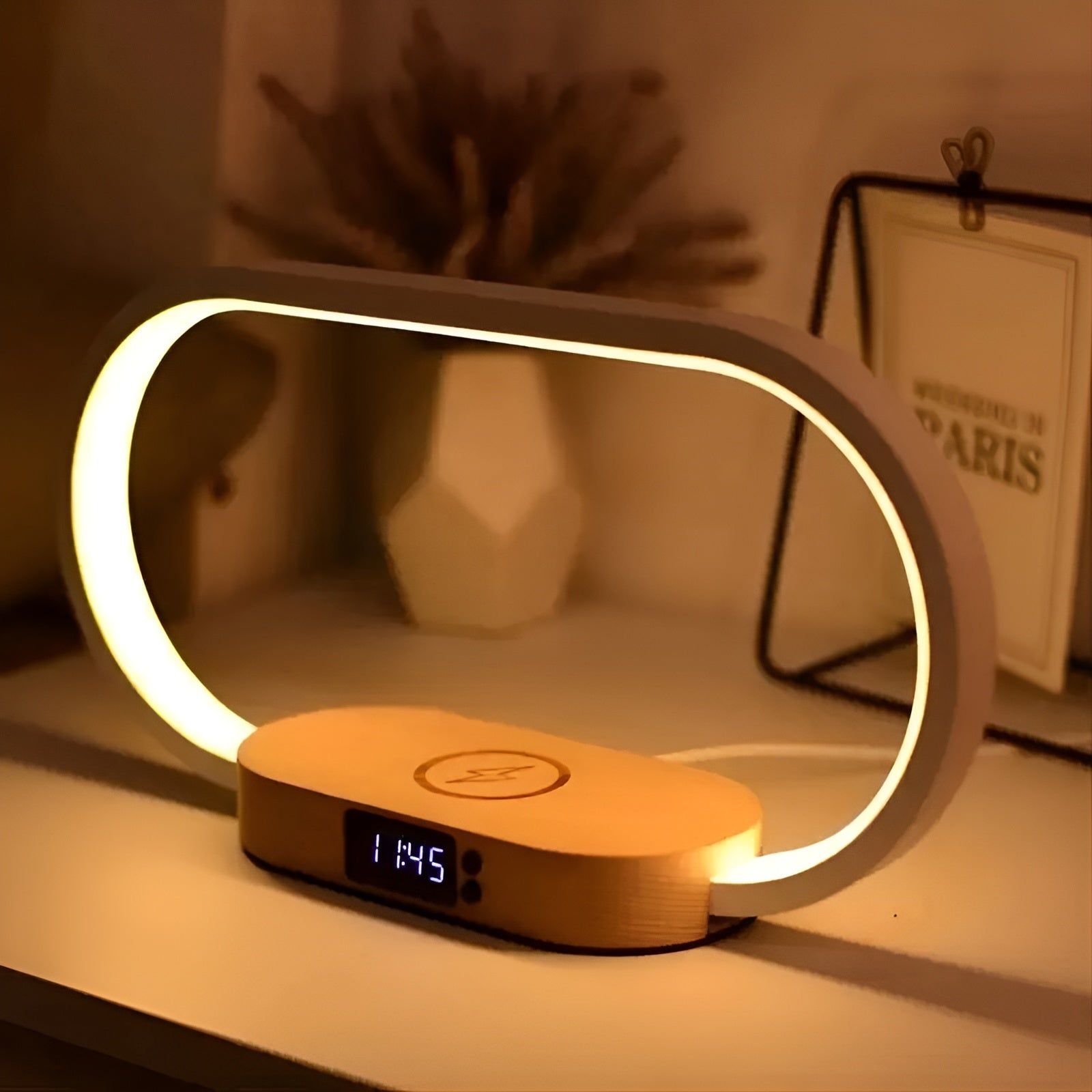 RadiantCharge Lamp - Multifunktionale Wireless Charger Pad Standuhr LED Schreibtischlampe Elegare