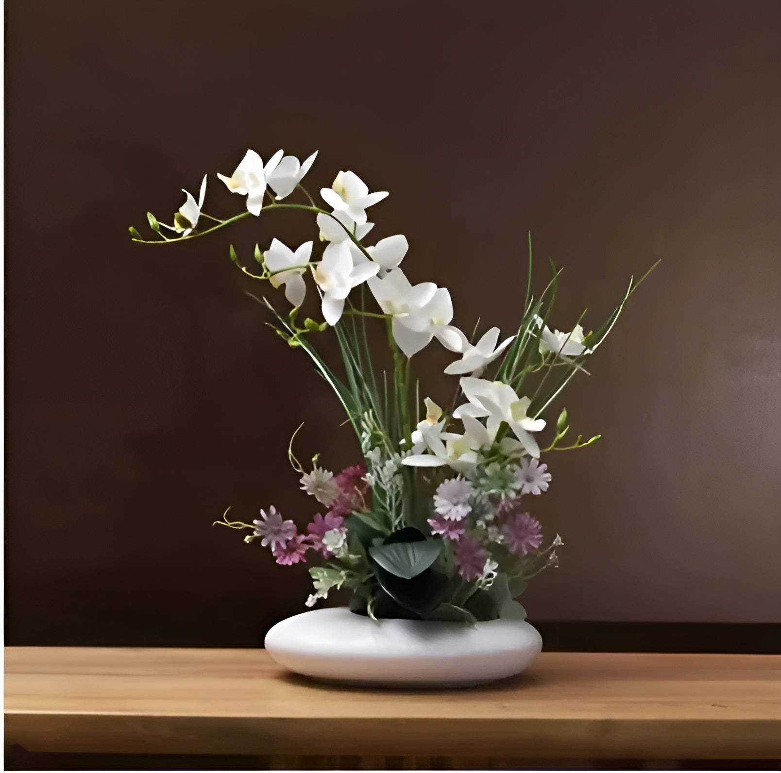 Moderne Keramikvase mit Taubenfigur & Orchideen – Stilvolle Deko für Wohnzimmer & Eingangsbereich - Vase
