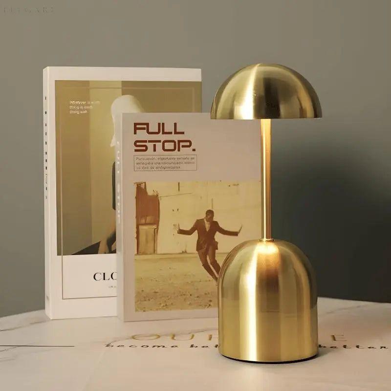 Nina | Kabellose LED-Tischlampe mit Blumenknospen | Pilzlampe - Gold - Tischlampe