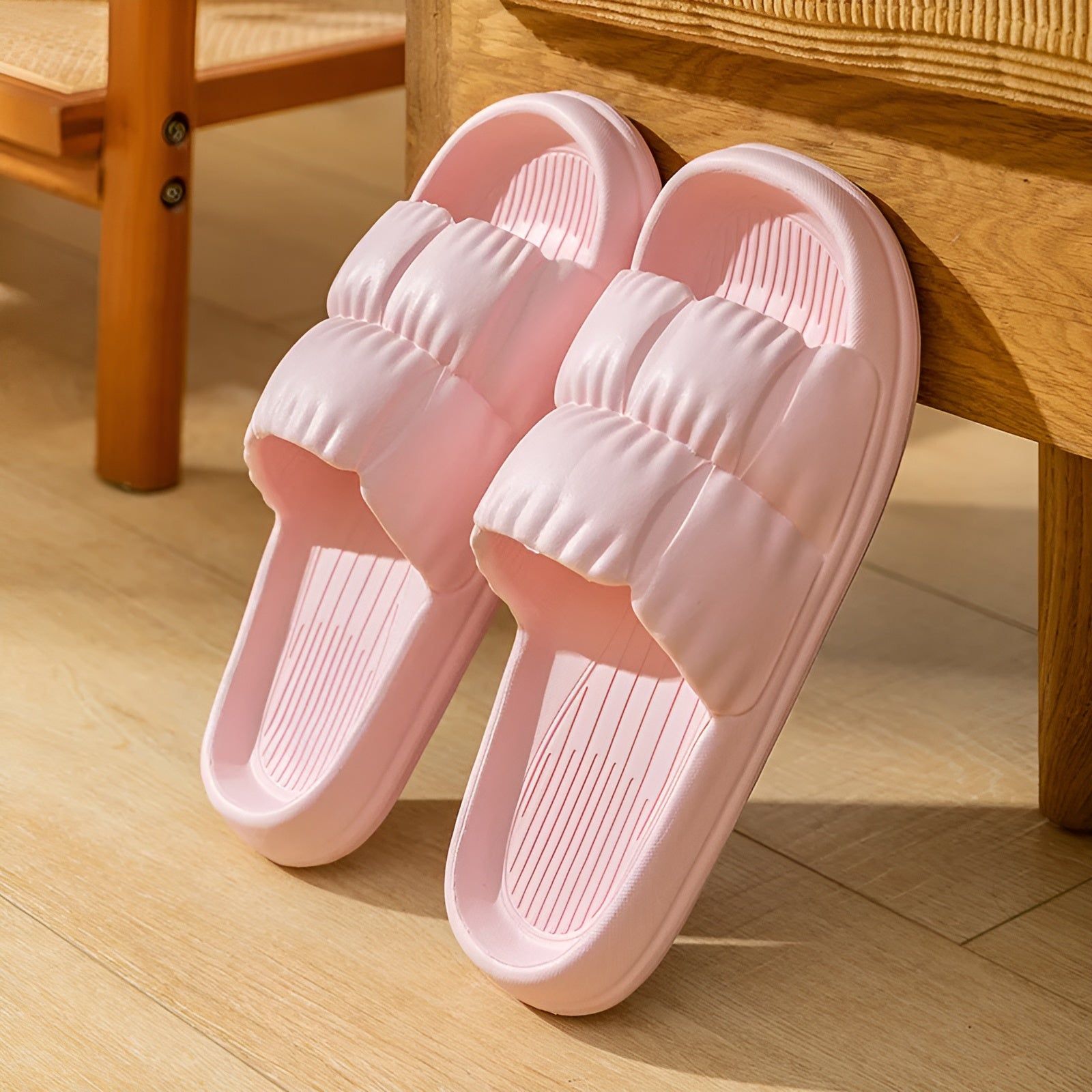 ErgoGrip Slipper - Ultra Weiche Ergonomische EVA Hausschuhe für den Sommertrend 2024 - Elegare