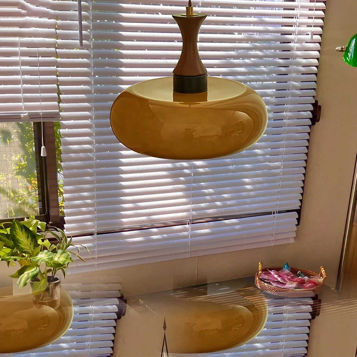 Hängelampe im Modernen Design – Stilvolle Akzentbeleuchtung für Wohn- und Esszimmer