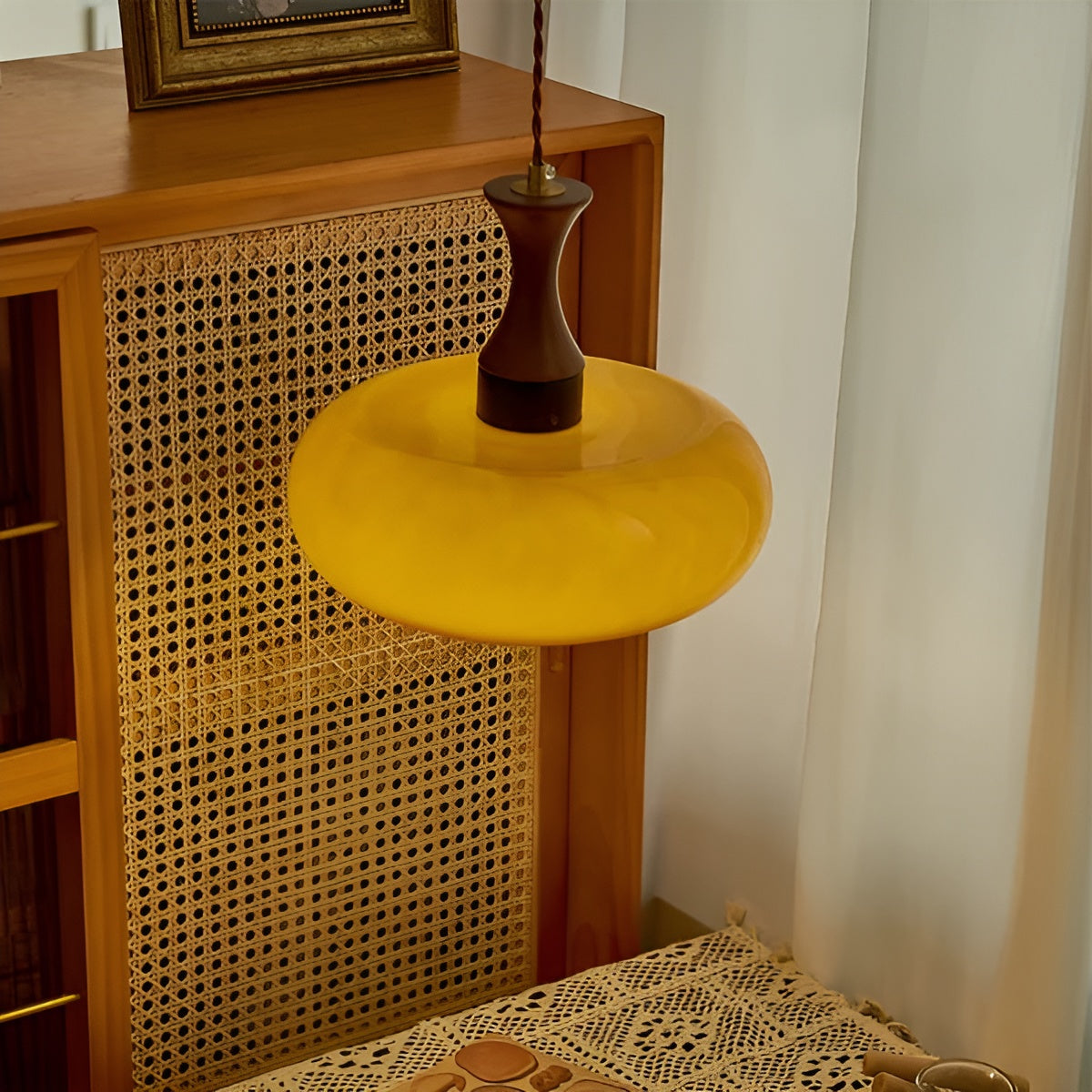 Hängelampe im Modernen Design – Stilvolle Akzentbeleuchtung für Wohn- und Esszimmer